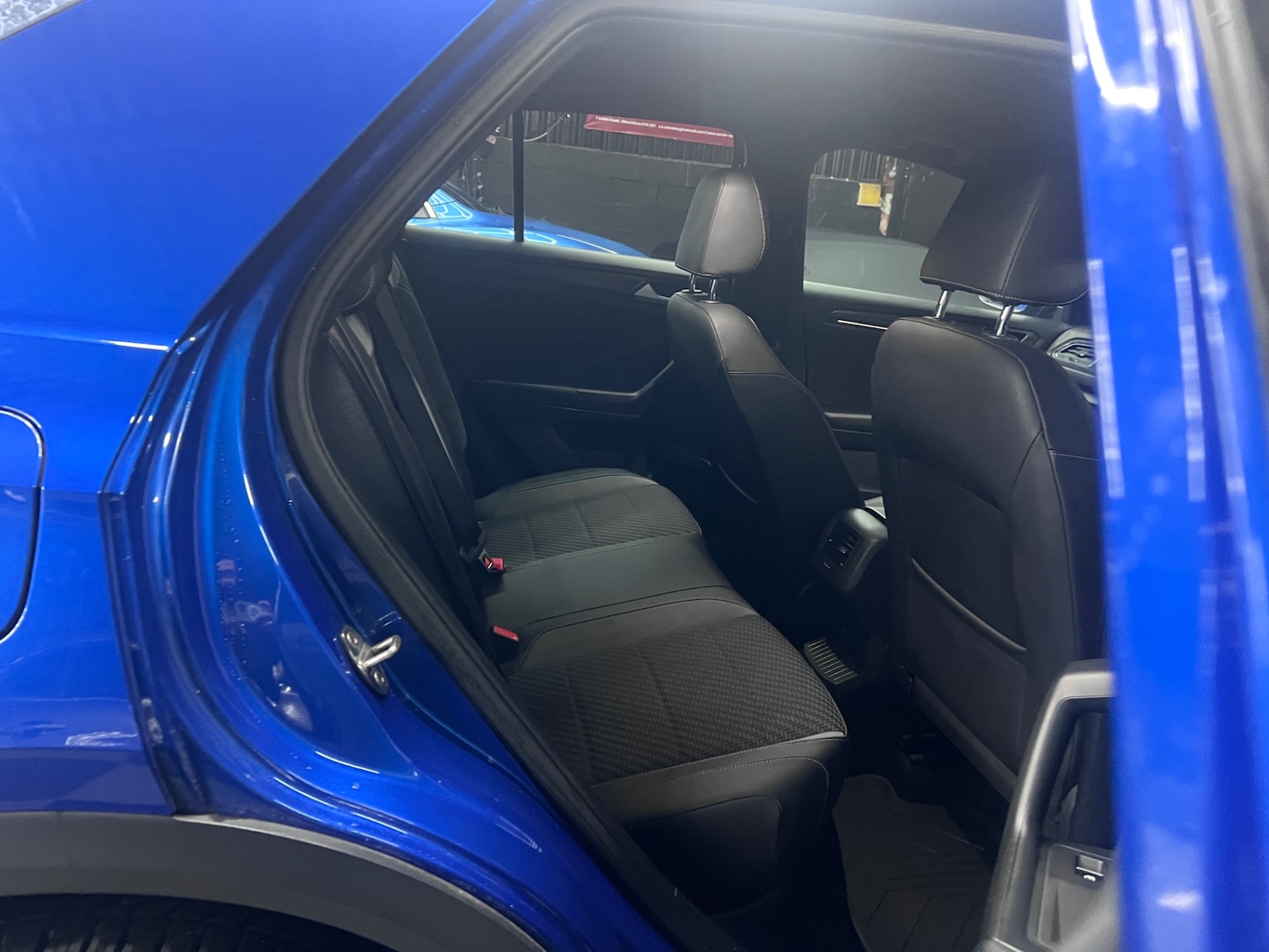 Used Volkswagen T-Roc 2019 for sale - 76198787: Photo 6