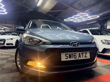 Used Hyundai i20 2016 for sale - 79674459: Photo