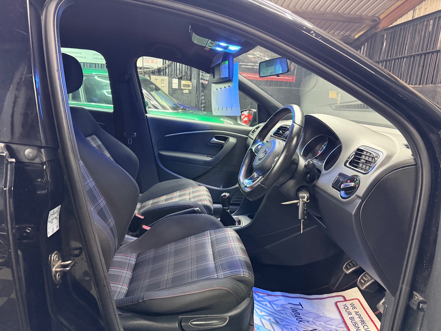 Used Volkswagen Polo 2015 for sale - 77392648: Photo 17