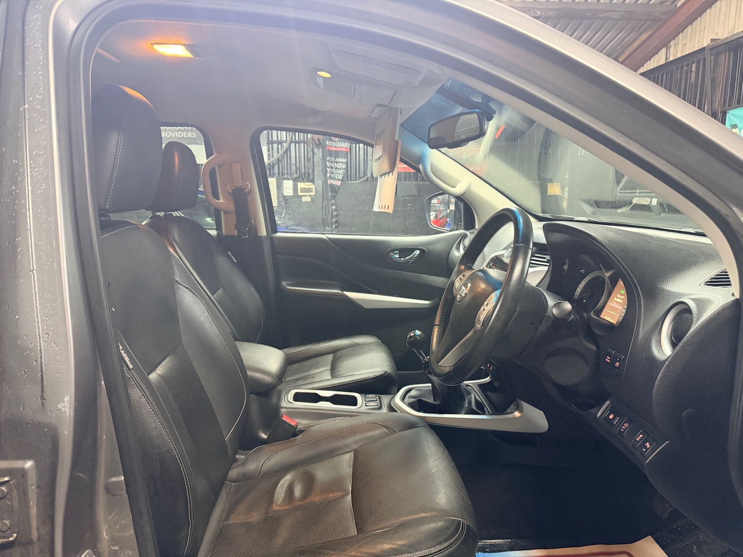 Used Nissan Navara 2017 for sale - 77417499: Photo 17