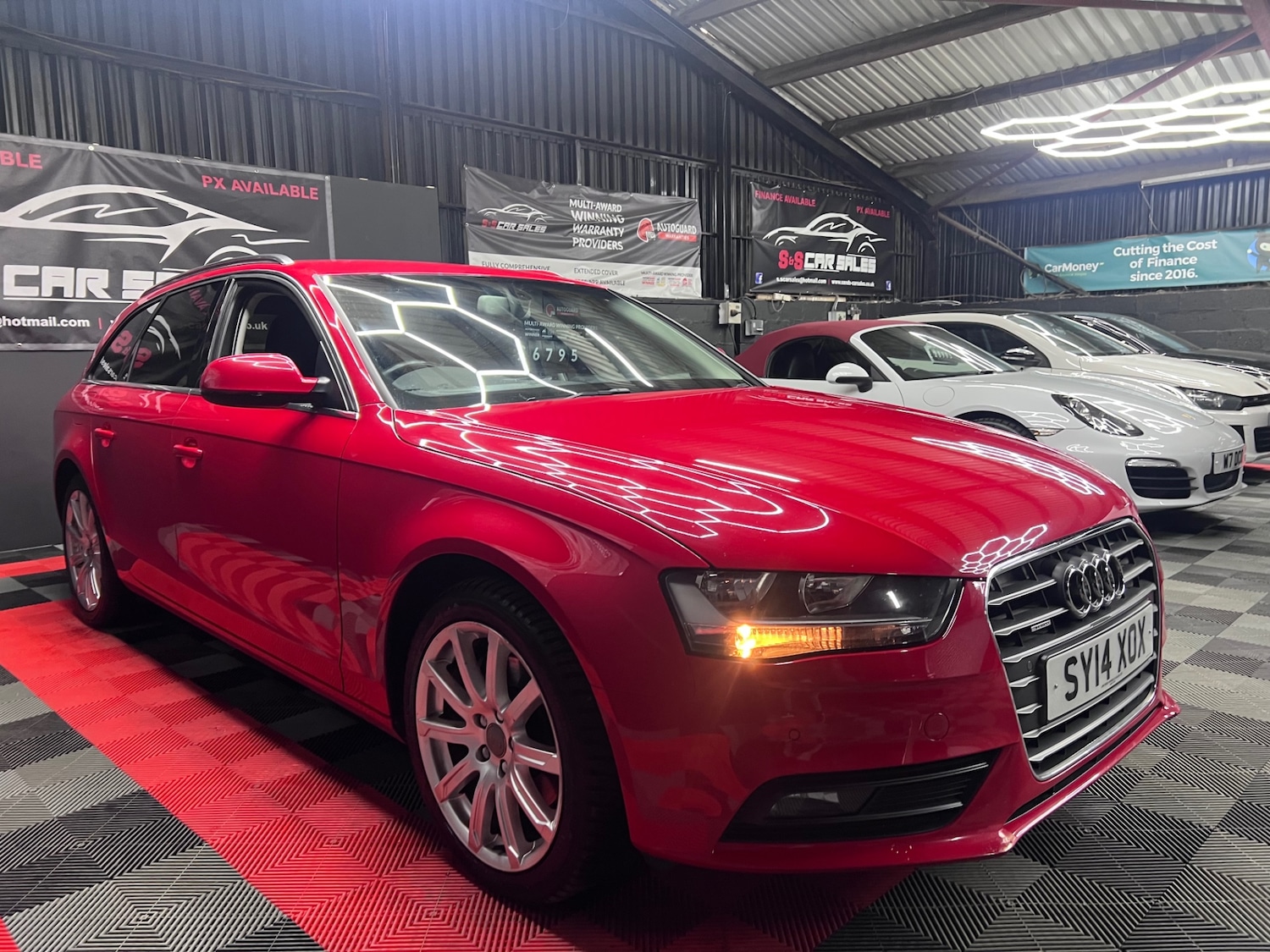 Used Audi A4 2014 for sale - 76374247: Photo 8