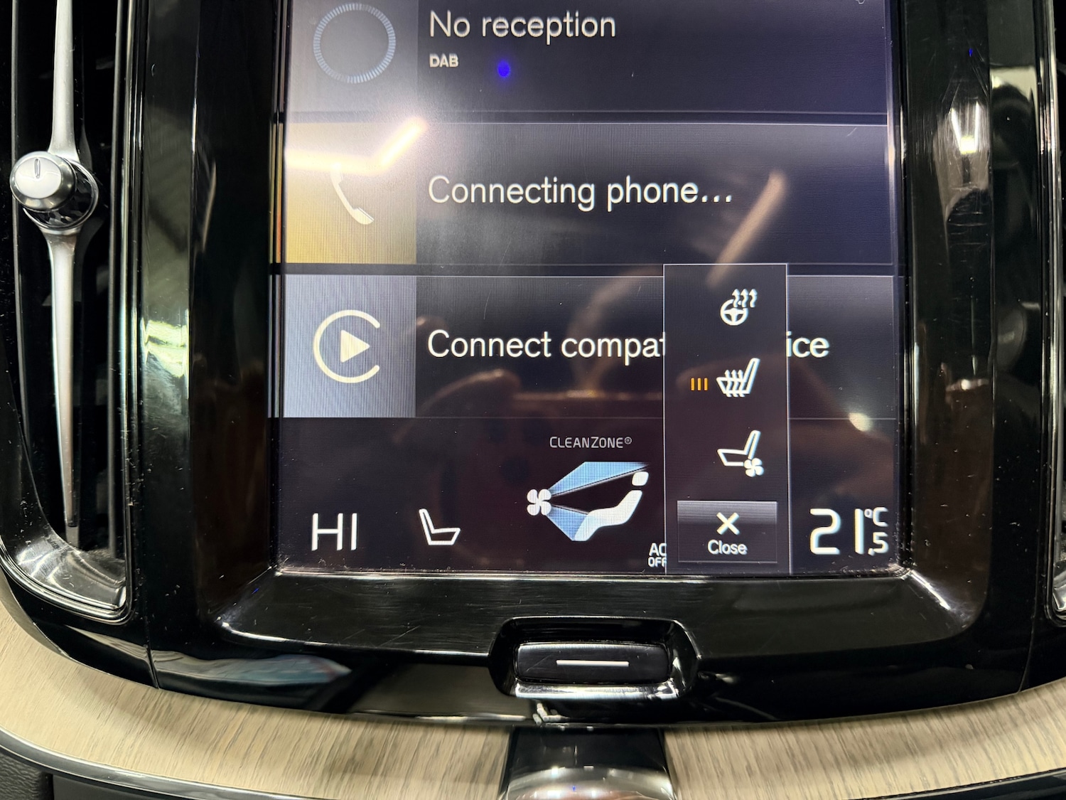 Used Volvo XC60 2017 for sale - 77154613: Photo 39