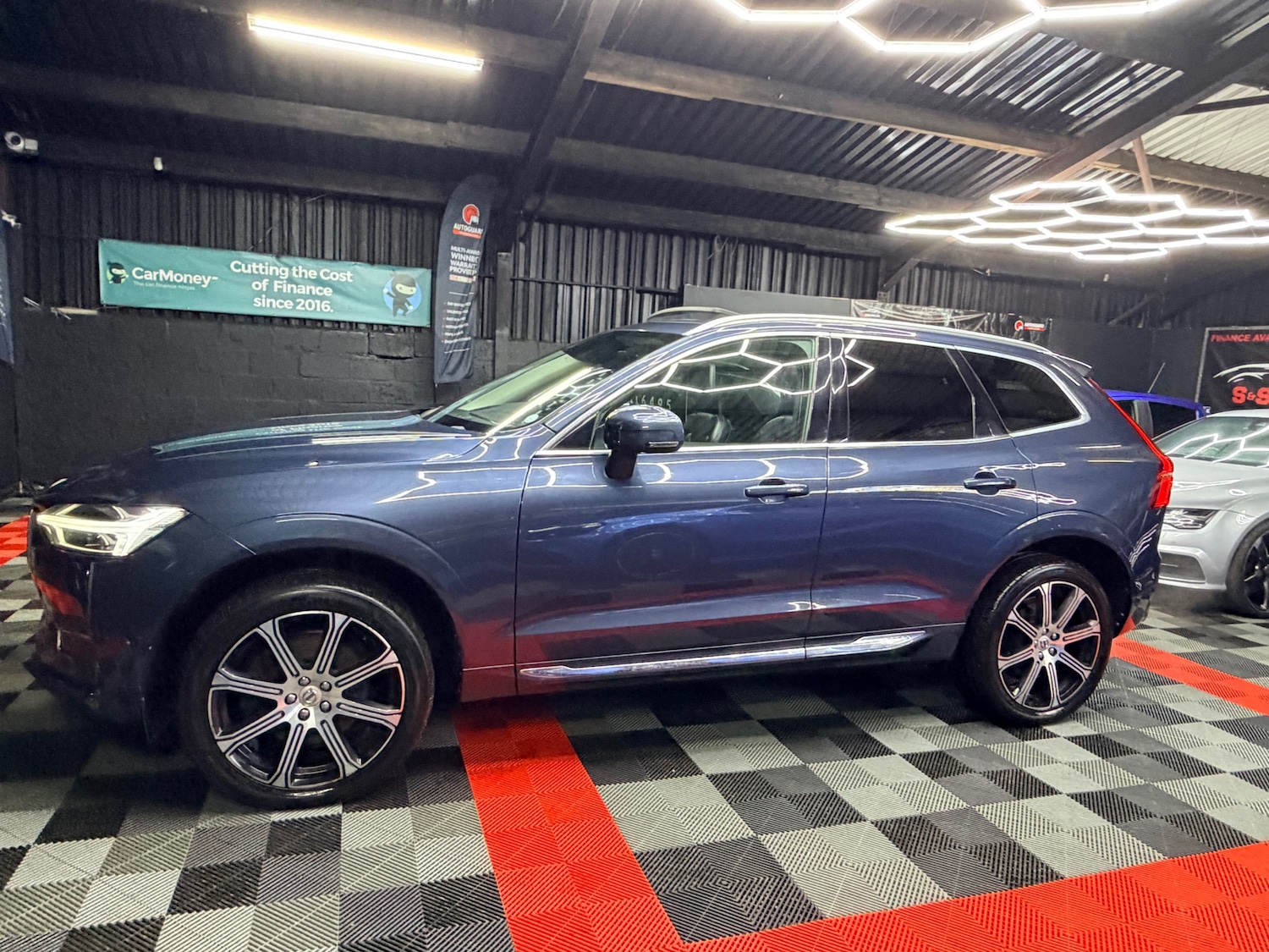Used Volvo XC60 2017 for sale - 77154613: Photo 6