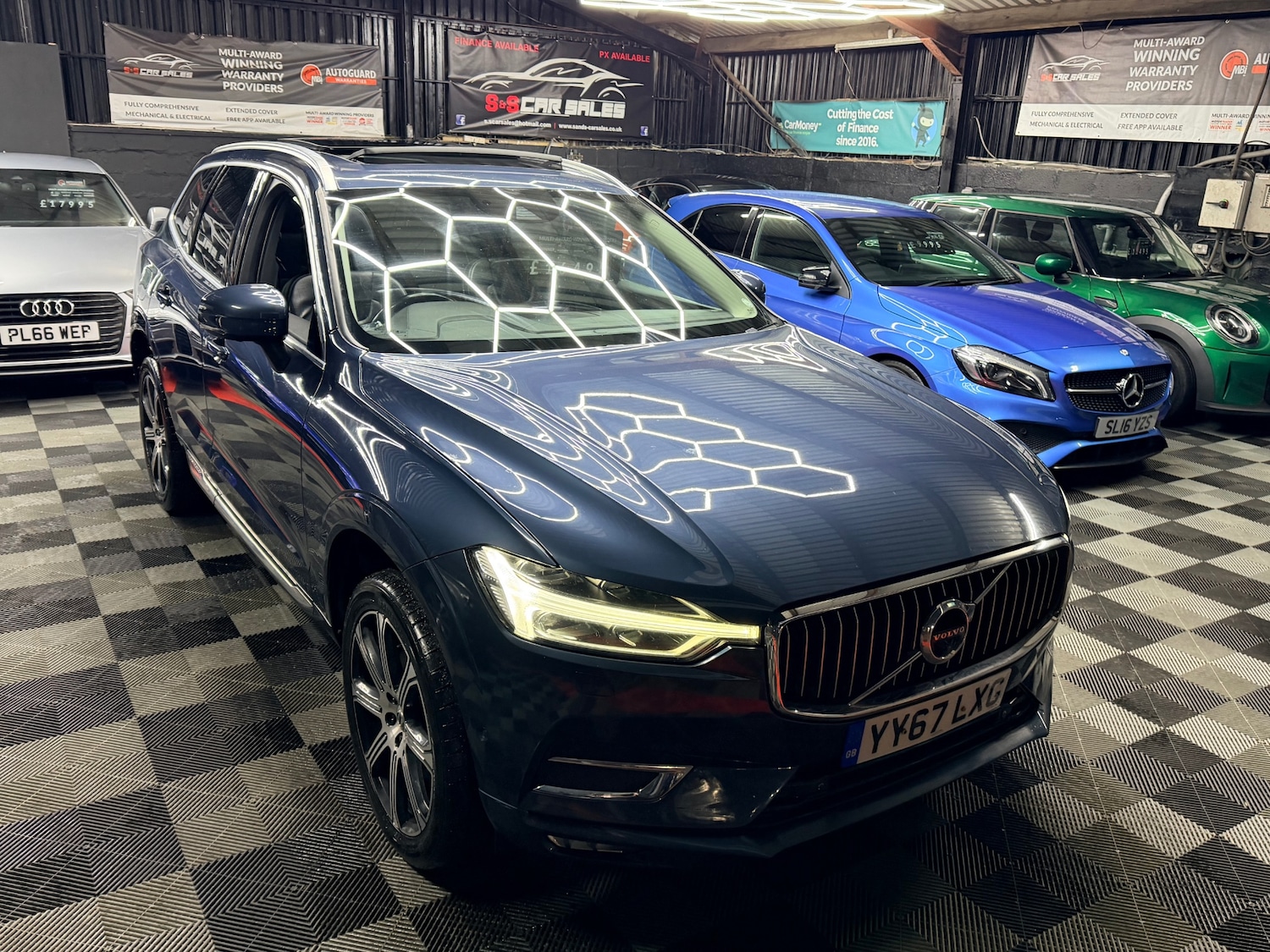Used Volvo XC60 2017 for sale - 77154613: Photo 7