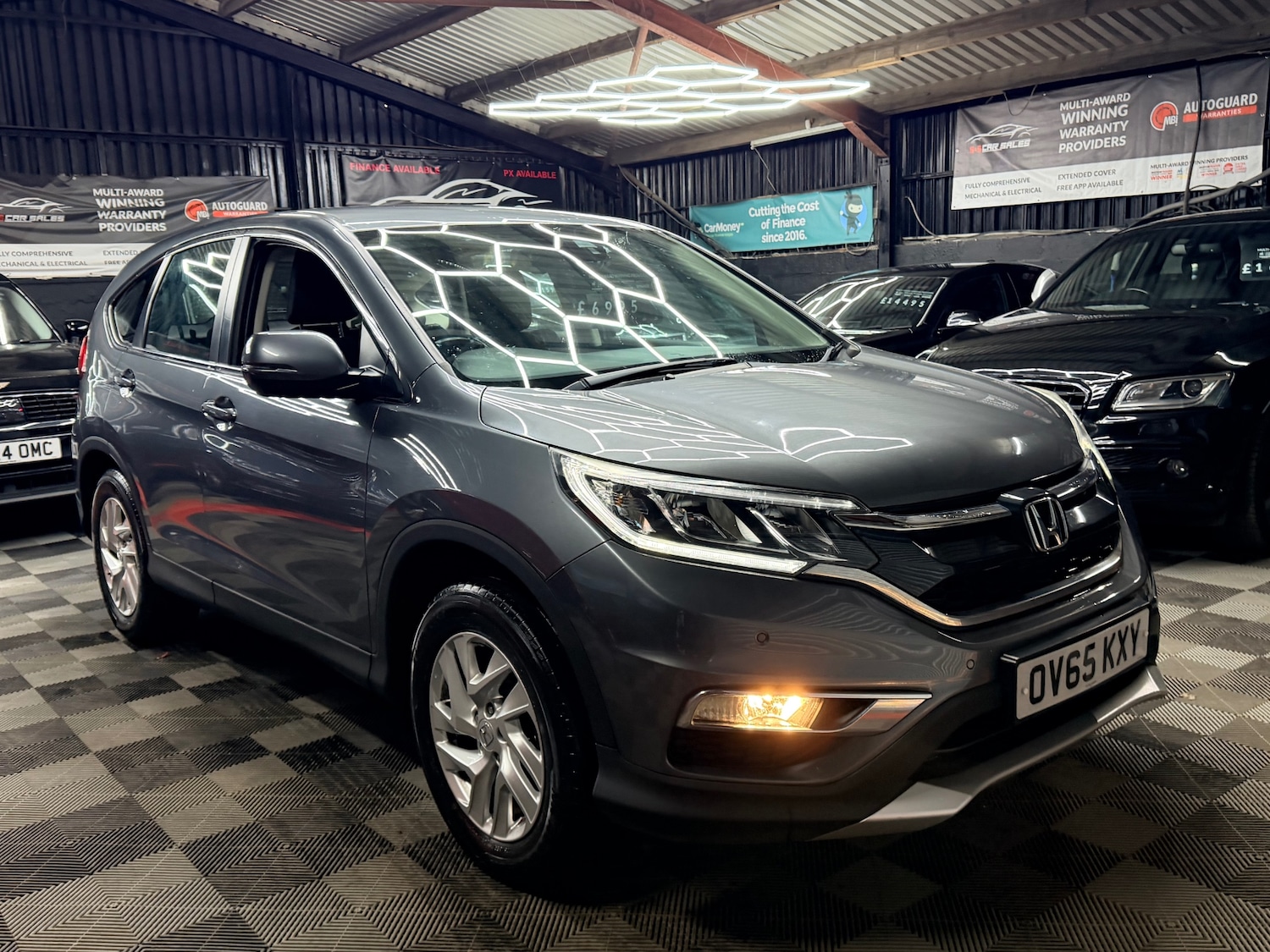 Used Honda CR-V 2015 for sale - 77742990: Photo 3