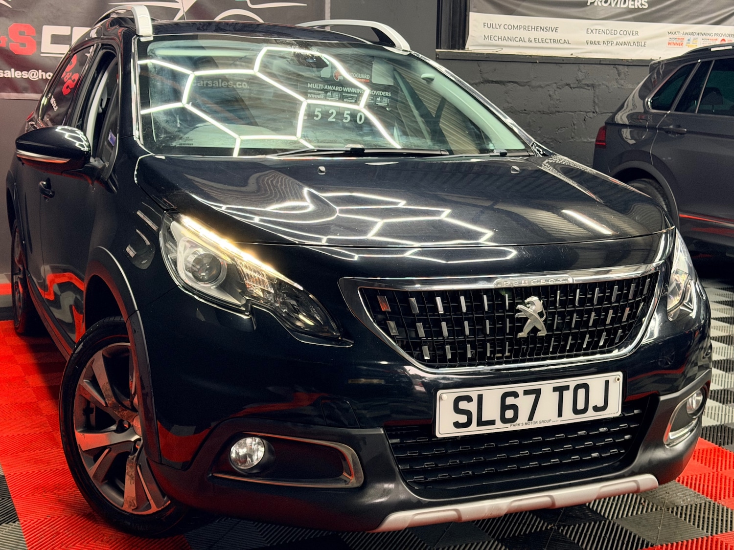 Used Peugeot 2008 2017 for sale - 76820011: Photo 1