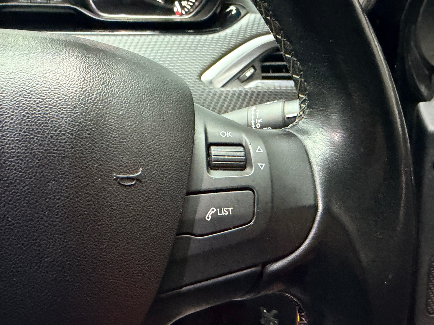 Used Peugeot 2008 2017 for sale - 76820011: Photo 19