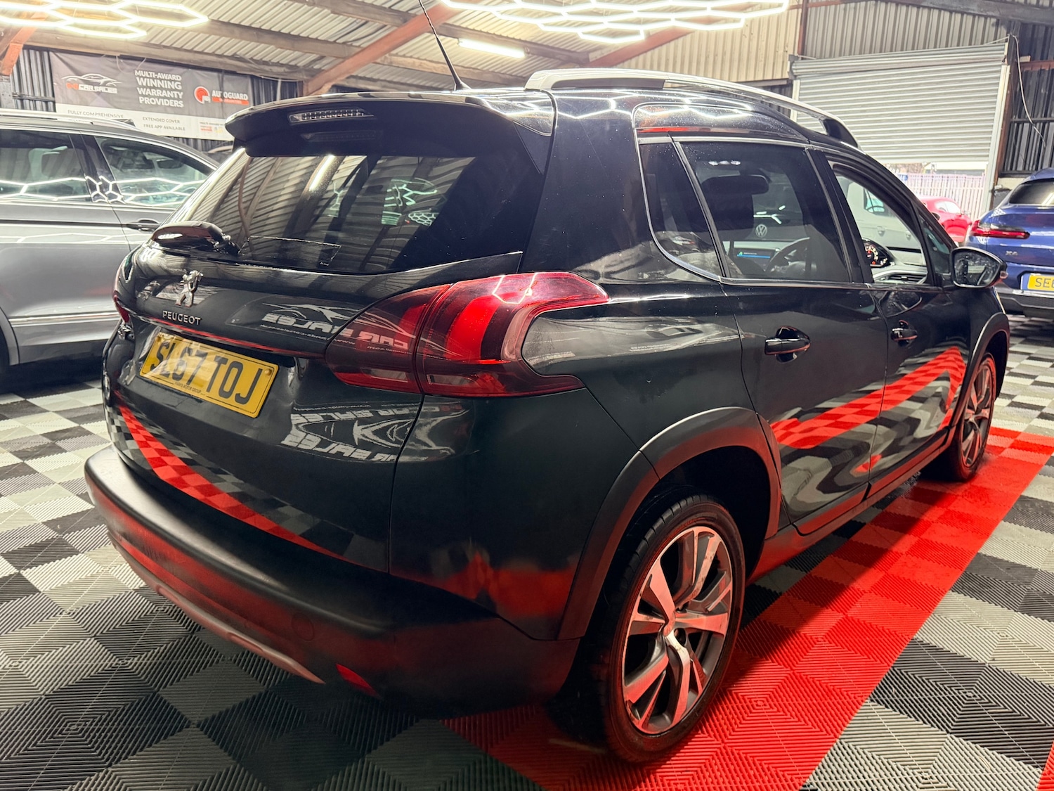 Used Peugeot 2008 2017 for sale - 76820011: Photo 4