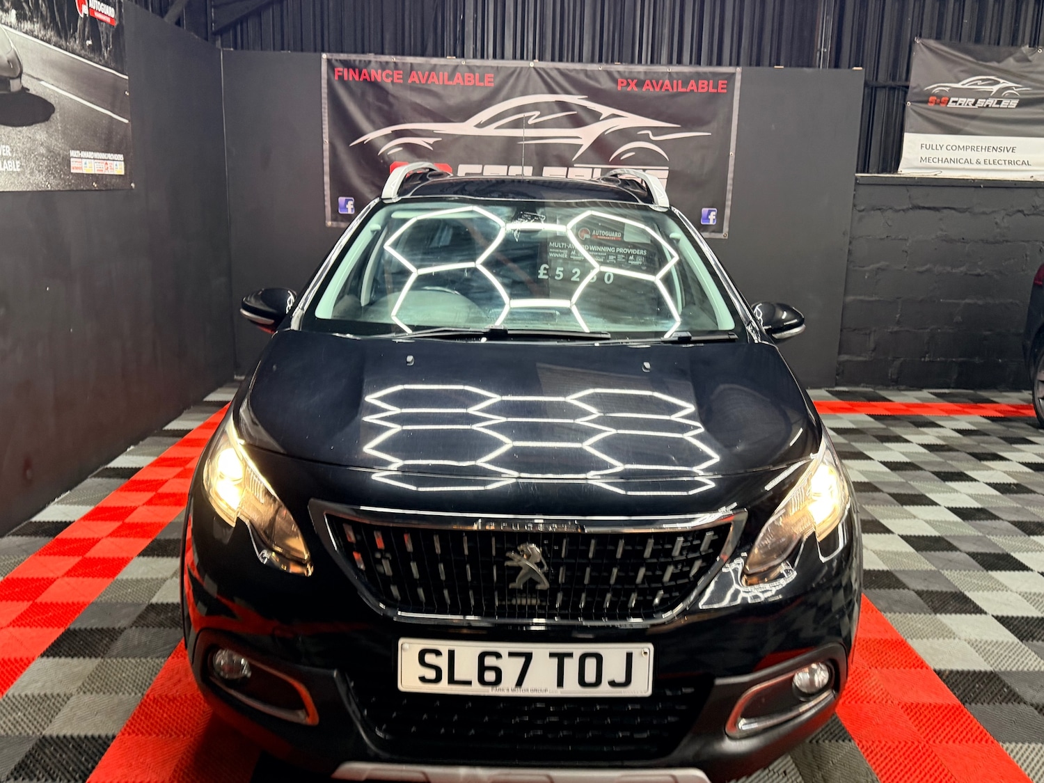 Used Peugeot 2008 2017 for sale - 76820011: Photo 9