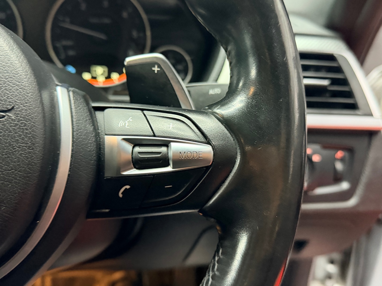 Used BMW 3 Series 2018 for sale - 76846010: Photo 23