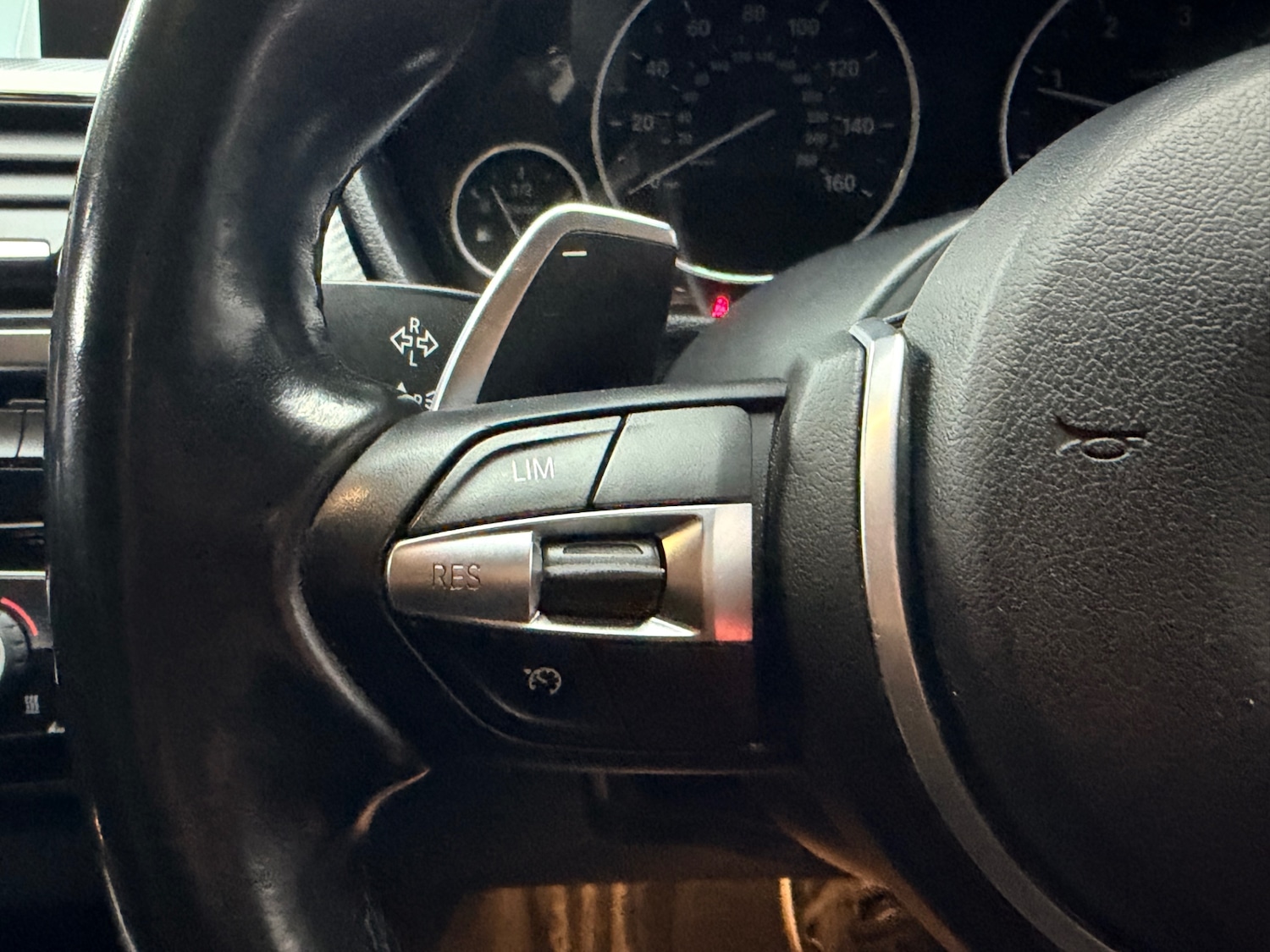 Used BMW 3 Series 2018 for sale - 76846010: Photo 24