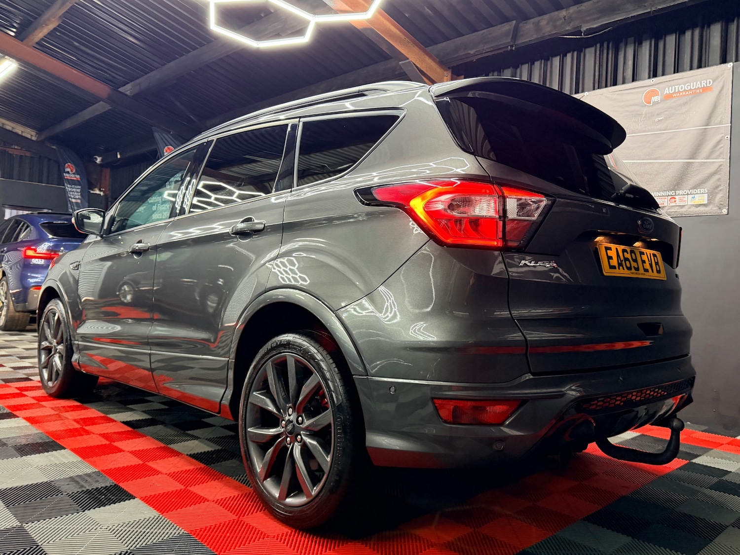 Used Ford Kuga 2019 for sale - 76845438: Photo 2