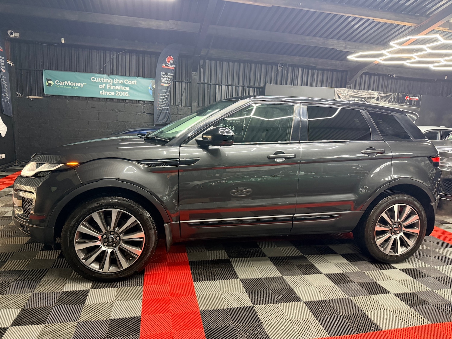 Used Land Rover Range Rover Evoque 2017 for sale - 76945944: Photo 10