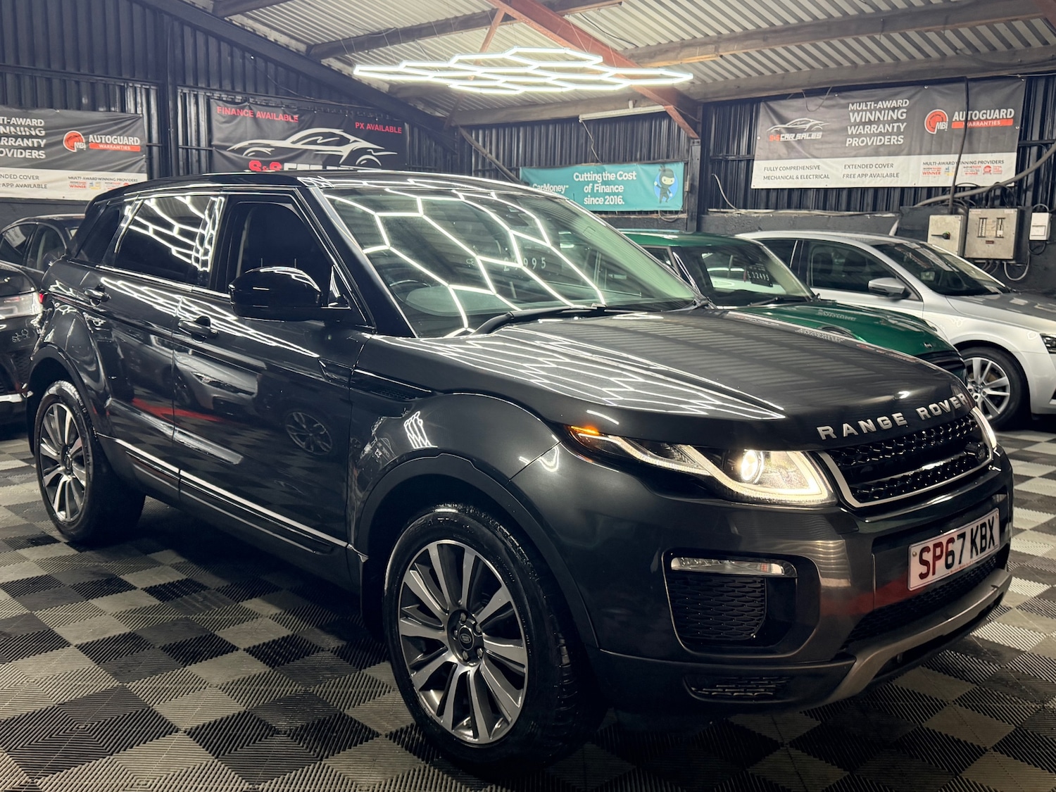 Used Land Rover Range Rover Evoque 2017 for sale - 76945944: Photo 6