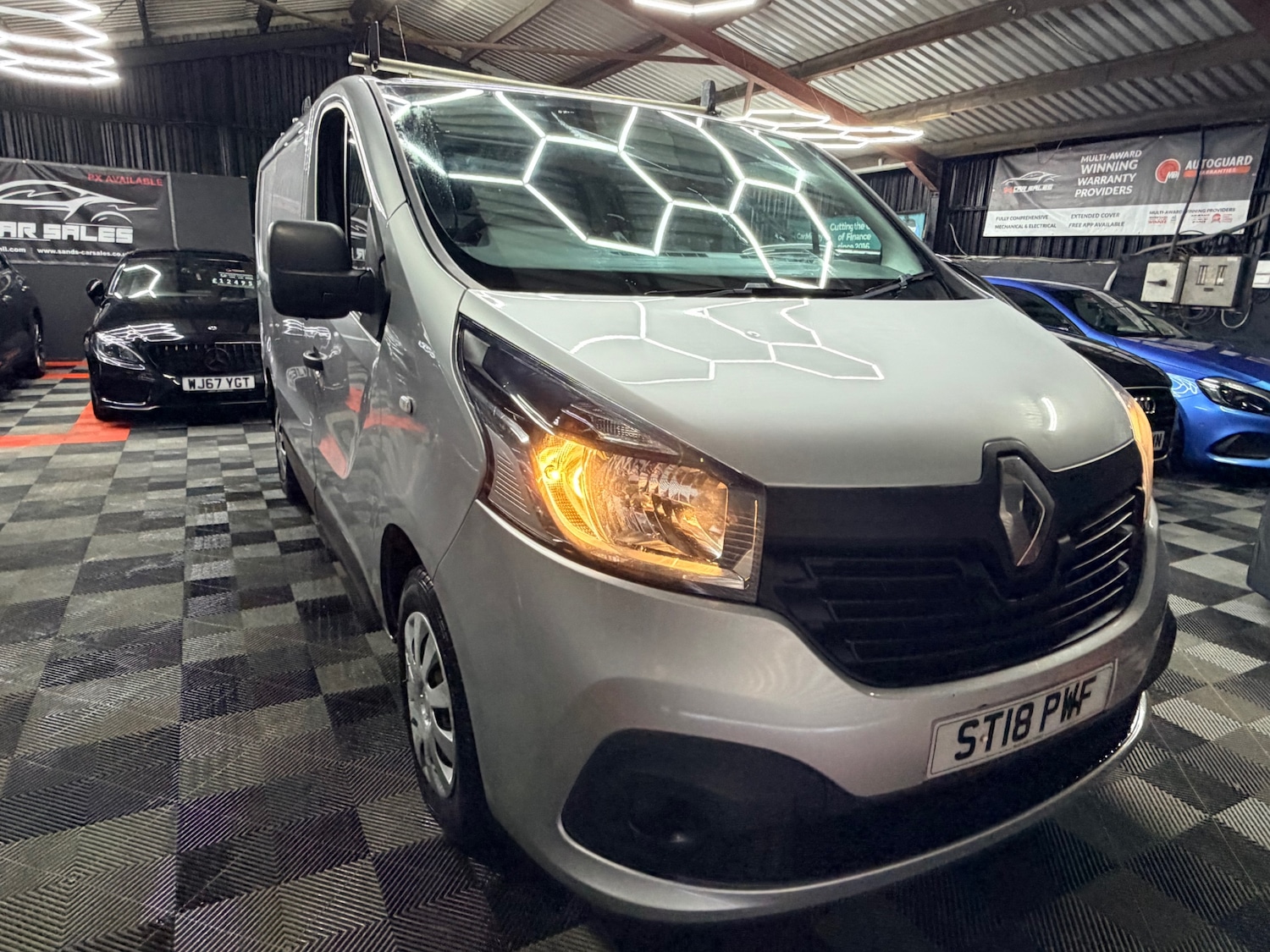 Used Renault Trafic 2018 for sale - 77213363: Photo 3
