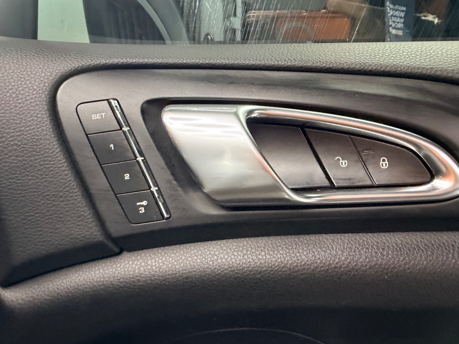 Used Porsche Cayenne 2013 for sale - 78155692: Photo 19