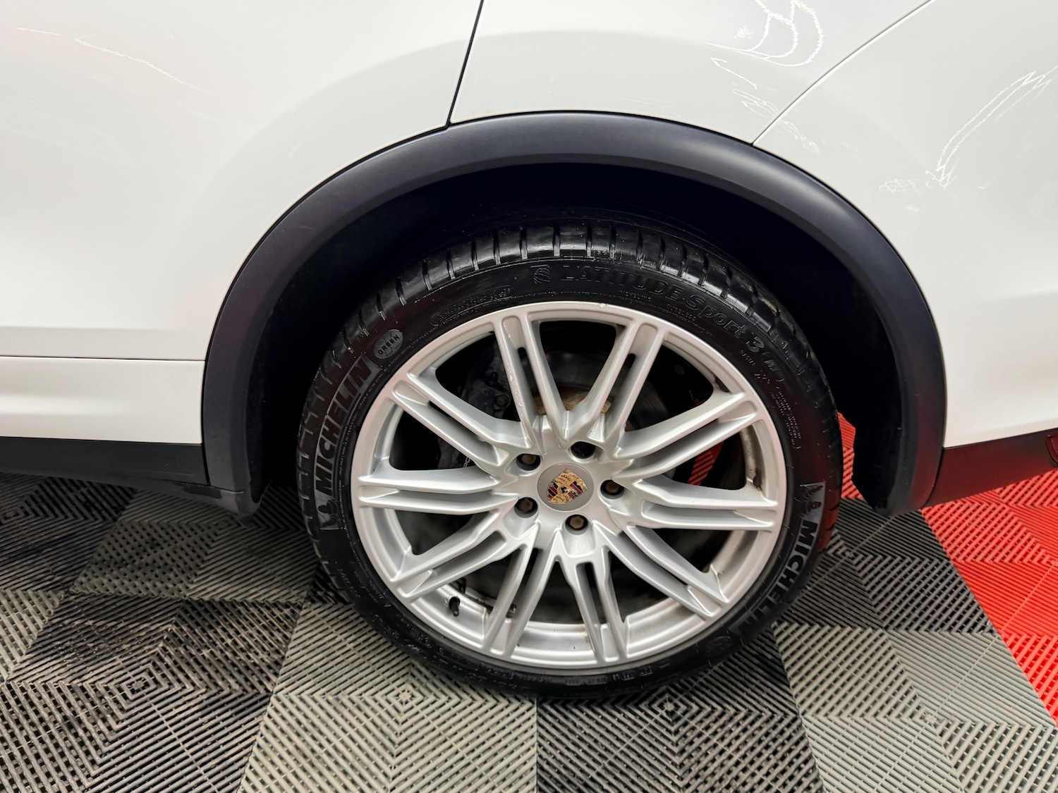 Used Porsche Cayenne 2013 for sale - 78155692: Photo 25