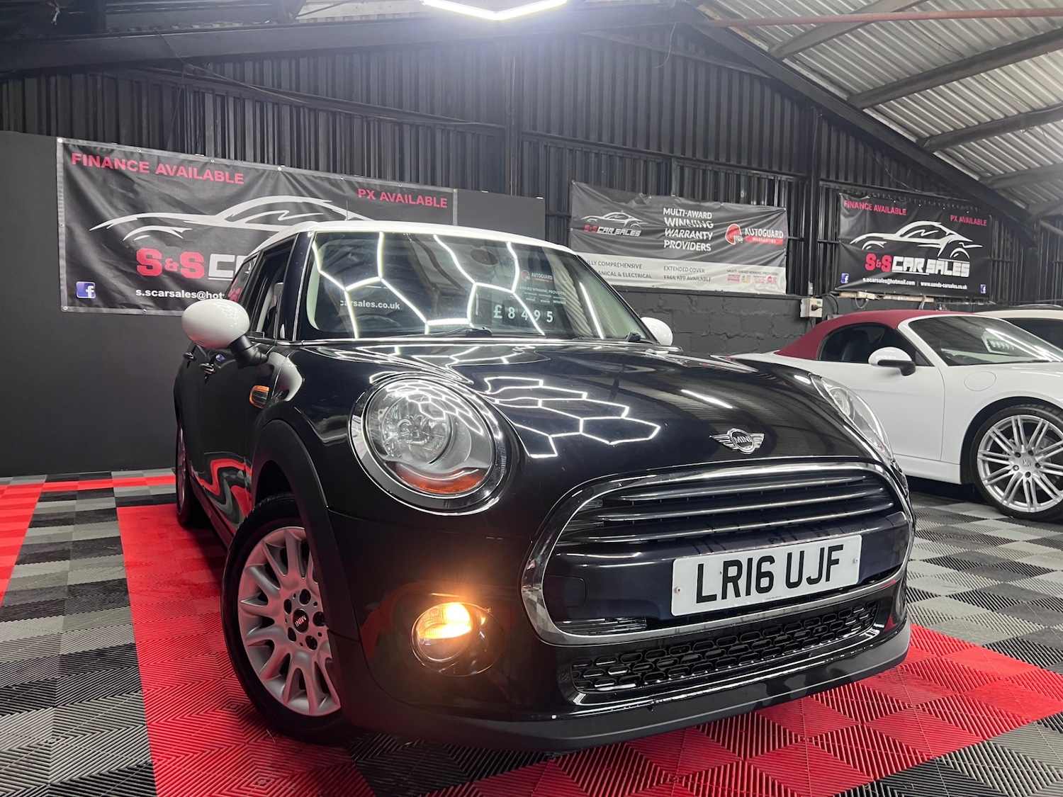 Used MINI Hatch 2016 for sale - 76384582: Photo 1