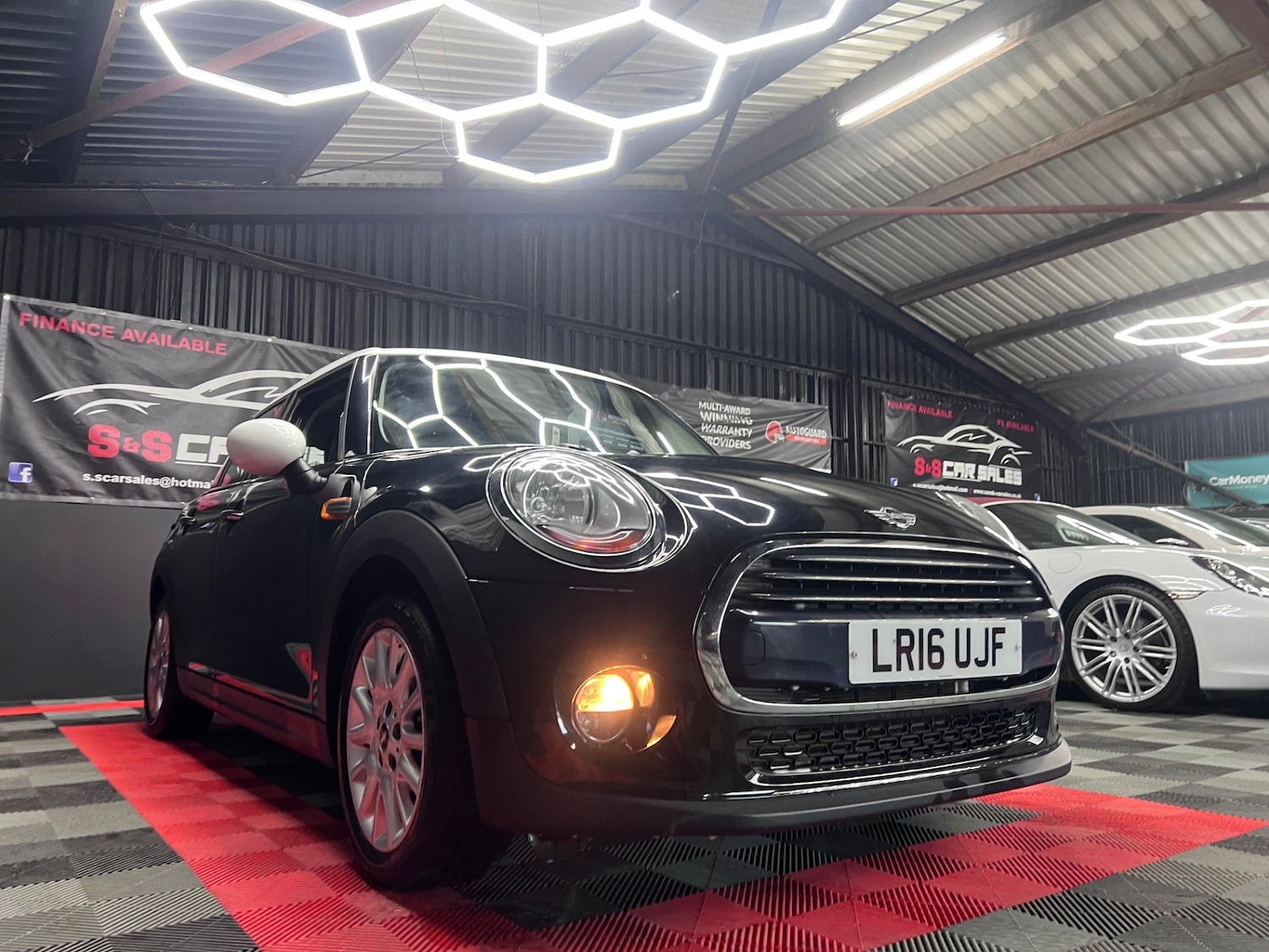 Used MINI Hatch 2016 for sale - 76384582: Photo 12