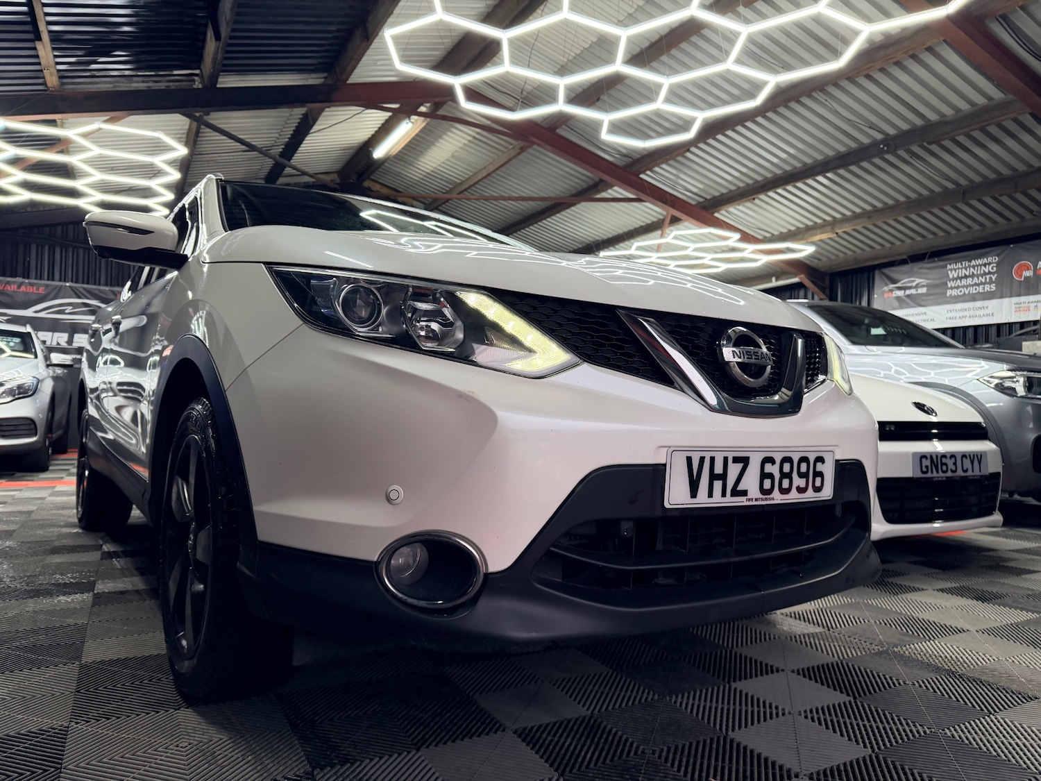 Used Nissan Qashqai 2015 for sale - 76614804: Photo 11