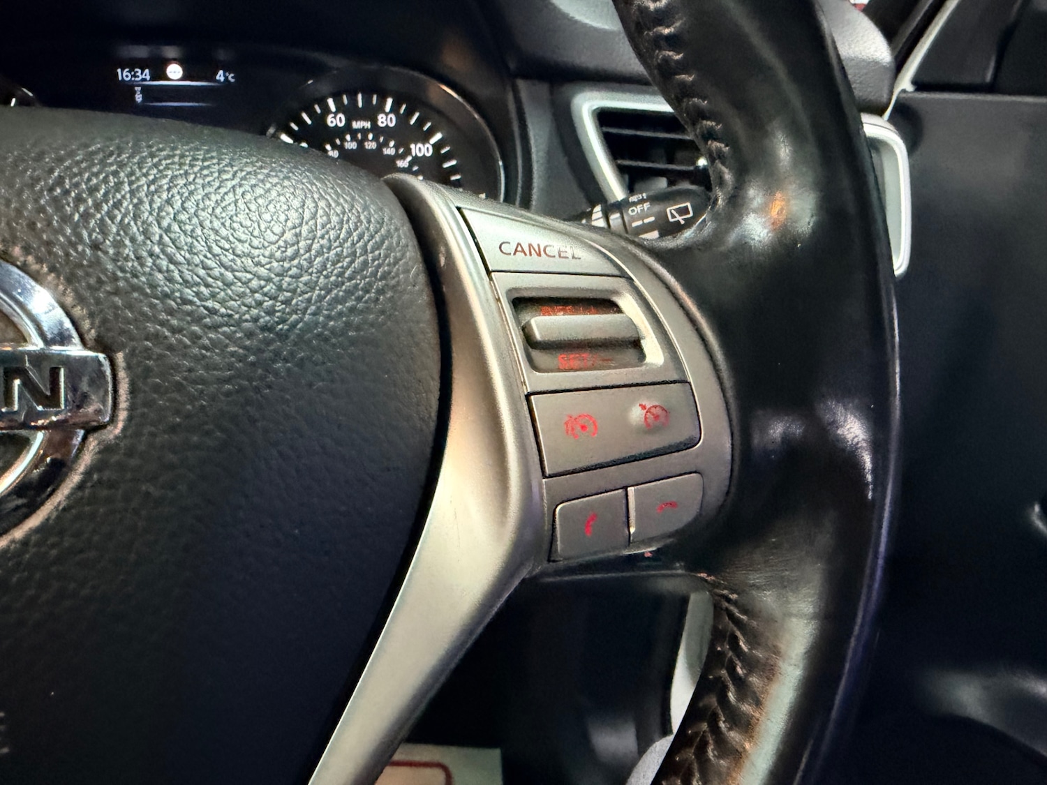 Used Nissan Qashqai 2015 for sale - 76614804: Photo 18