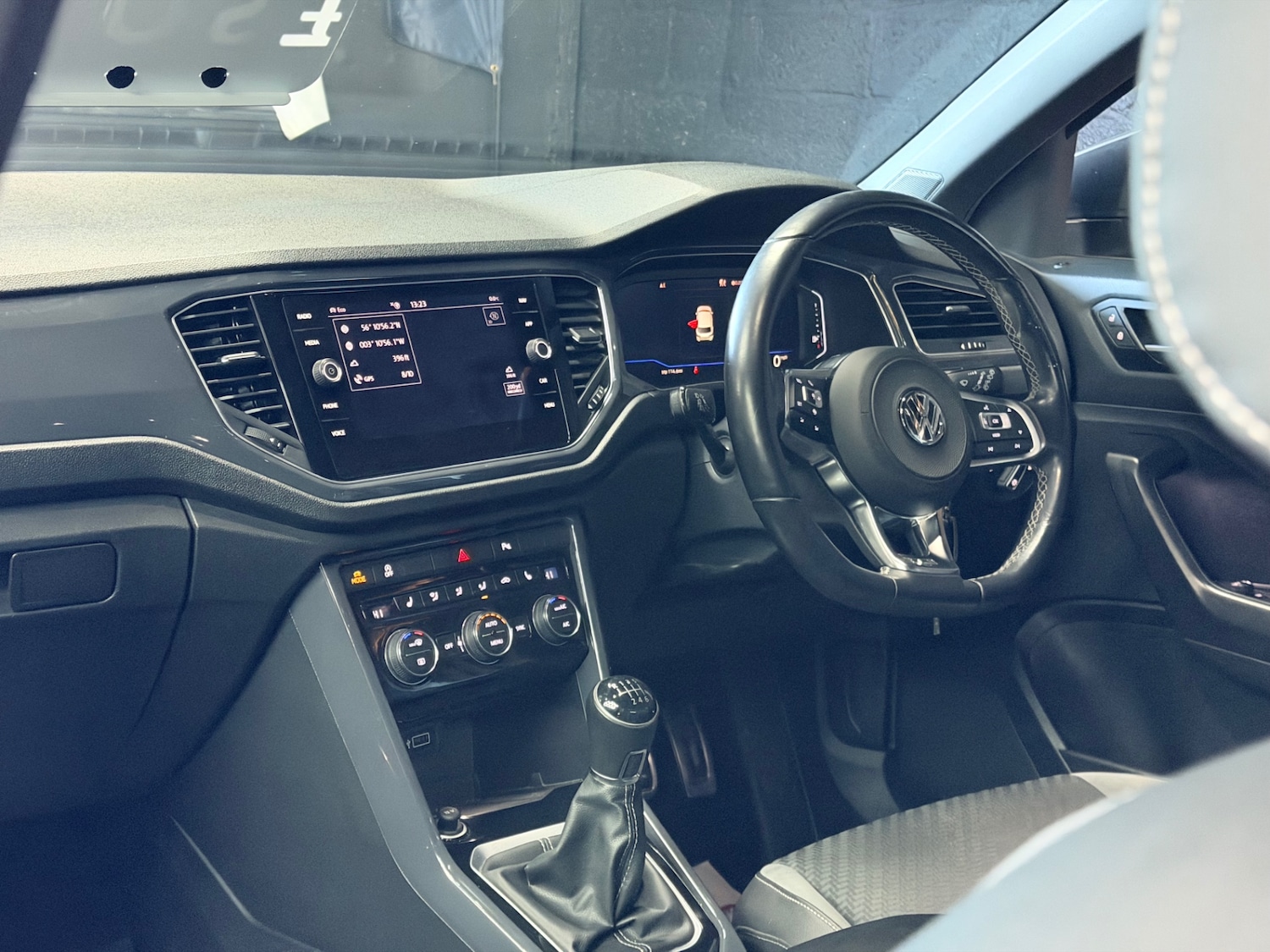 Used Volkswagen T-Roc 2019 for sale - 77078097: Photo 33