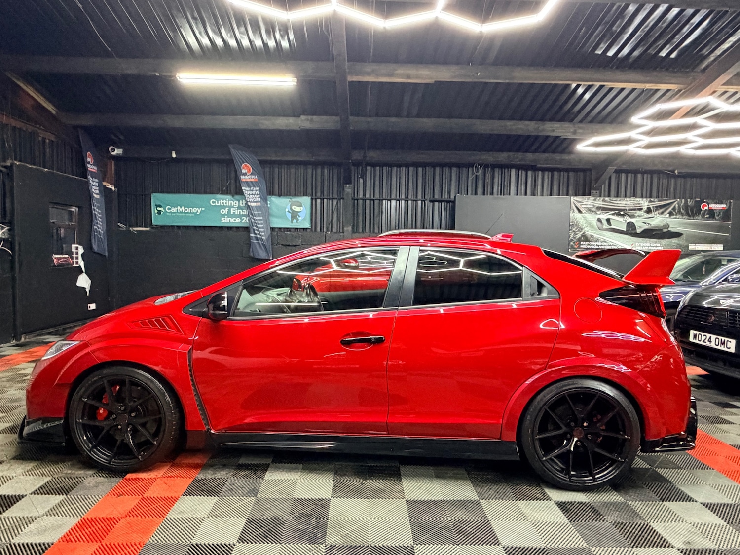 Used Honda Civic 2015 for sale - 77801824: Photo 11