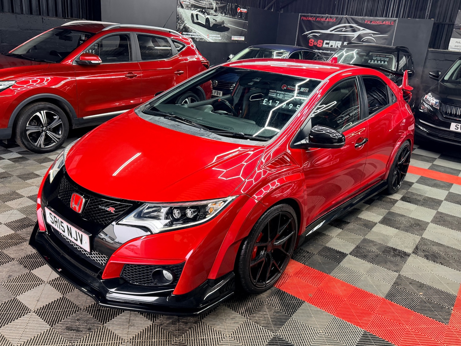 Used Honda Civic 2015 for sale - 77801824: Photo 7