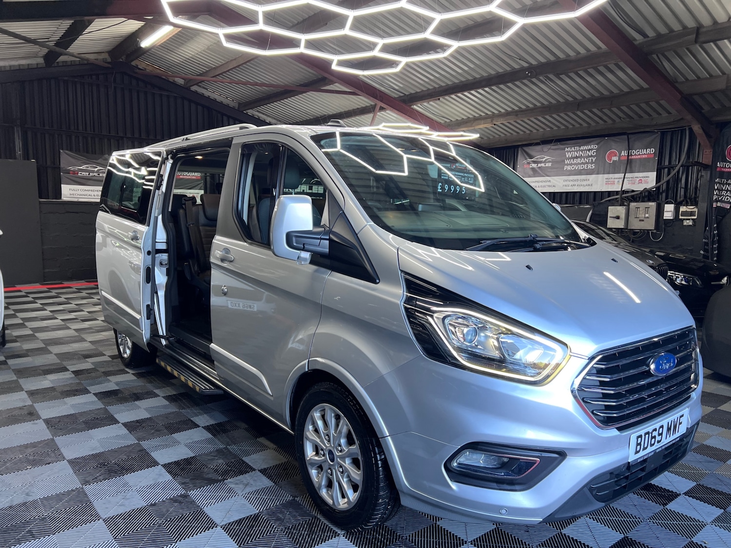 Used Ford Tourneo Custom 2019 for sale - 76387437: Photo 10
