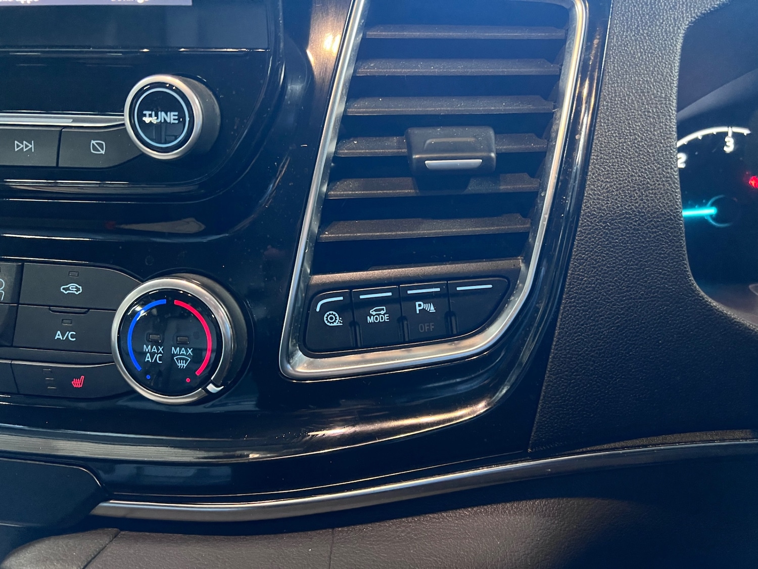 Used Ford Tourneo Custom 2019 for sale - 76387437: Photo 23