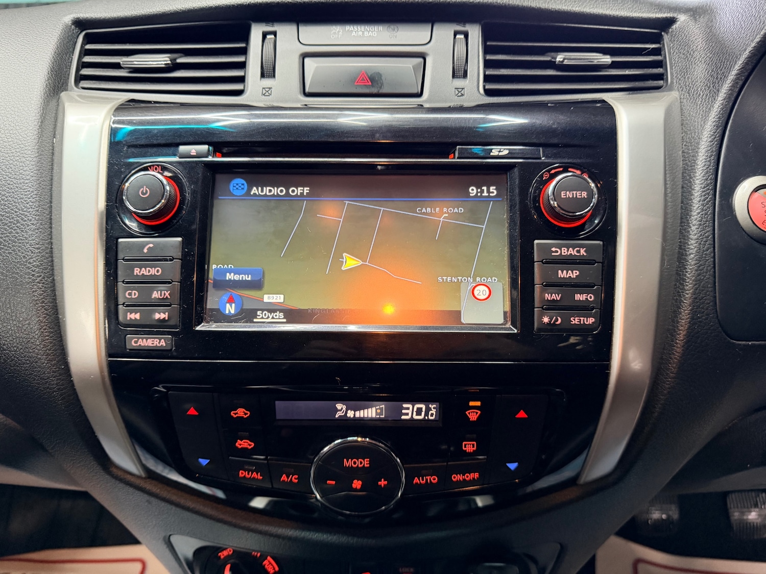 Used Nissan Navara 2018 for sale - 77515397: Photo 32