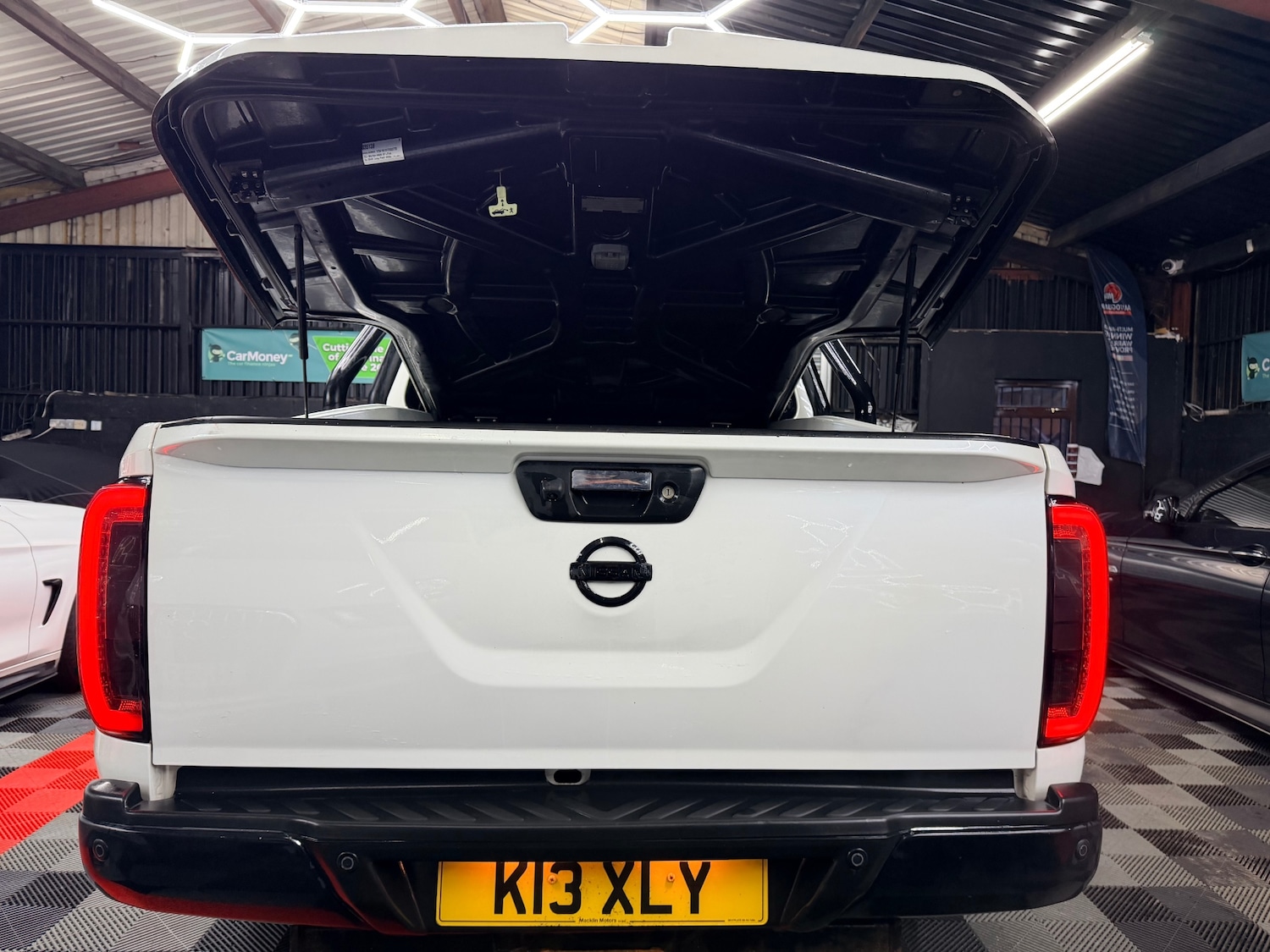 Used Nissan Navara 2018 for sale - 77515397: Photo 8