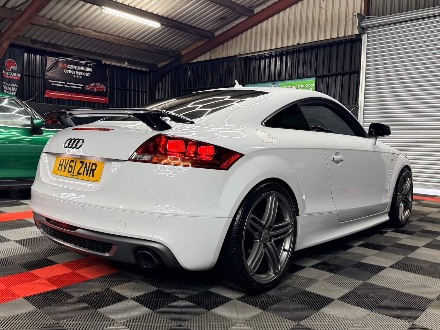 Used Audi TT 2011 for sale - 76969462: Photo 10