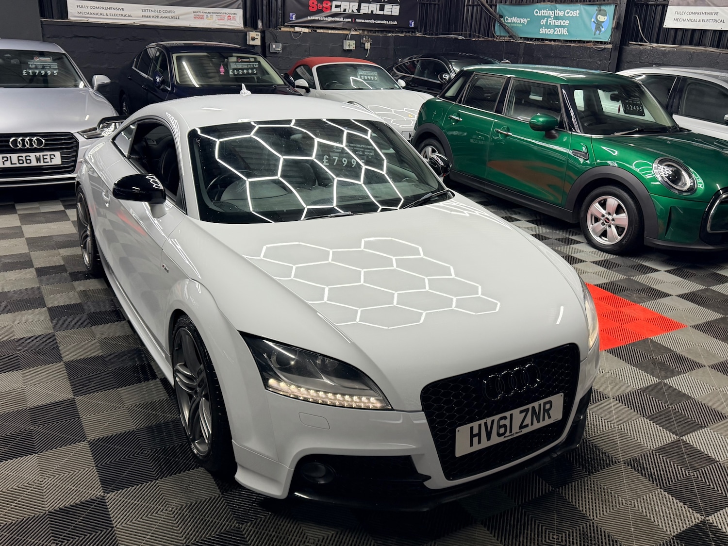 Used Audi TT 2011 for sale - 76969462: Photo 17