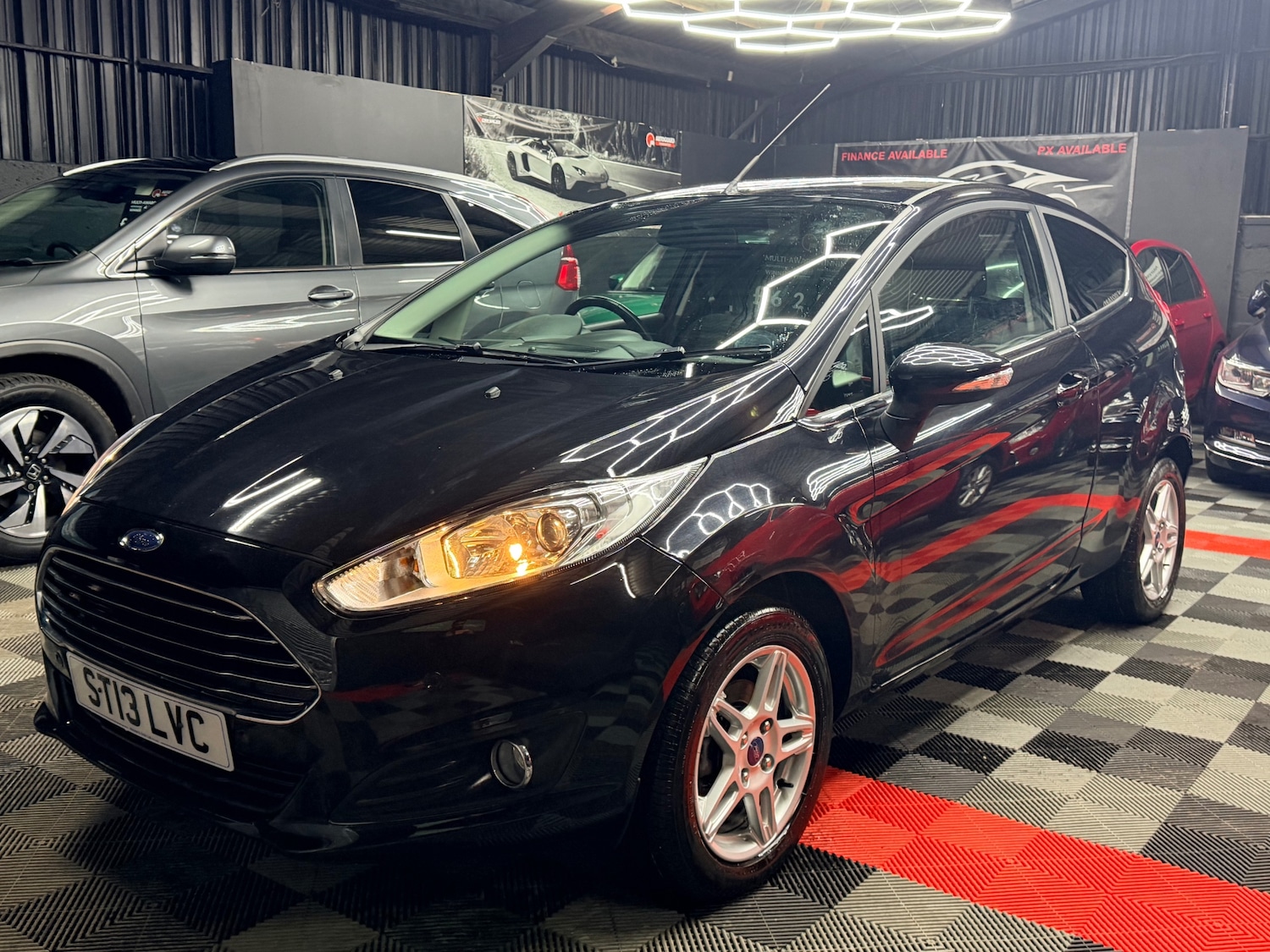 Used Ford Fiesta 2013 for sale - 77329363: Photo 4