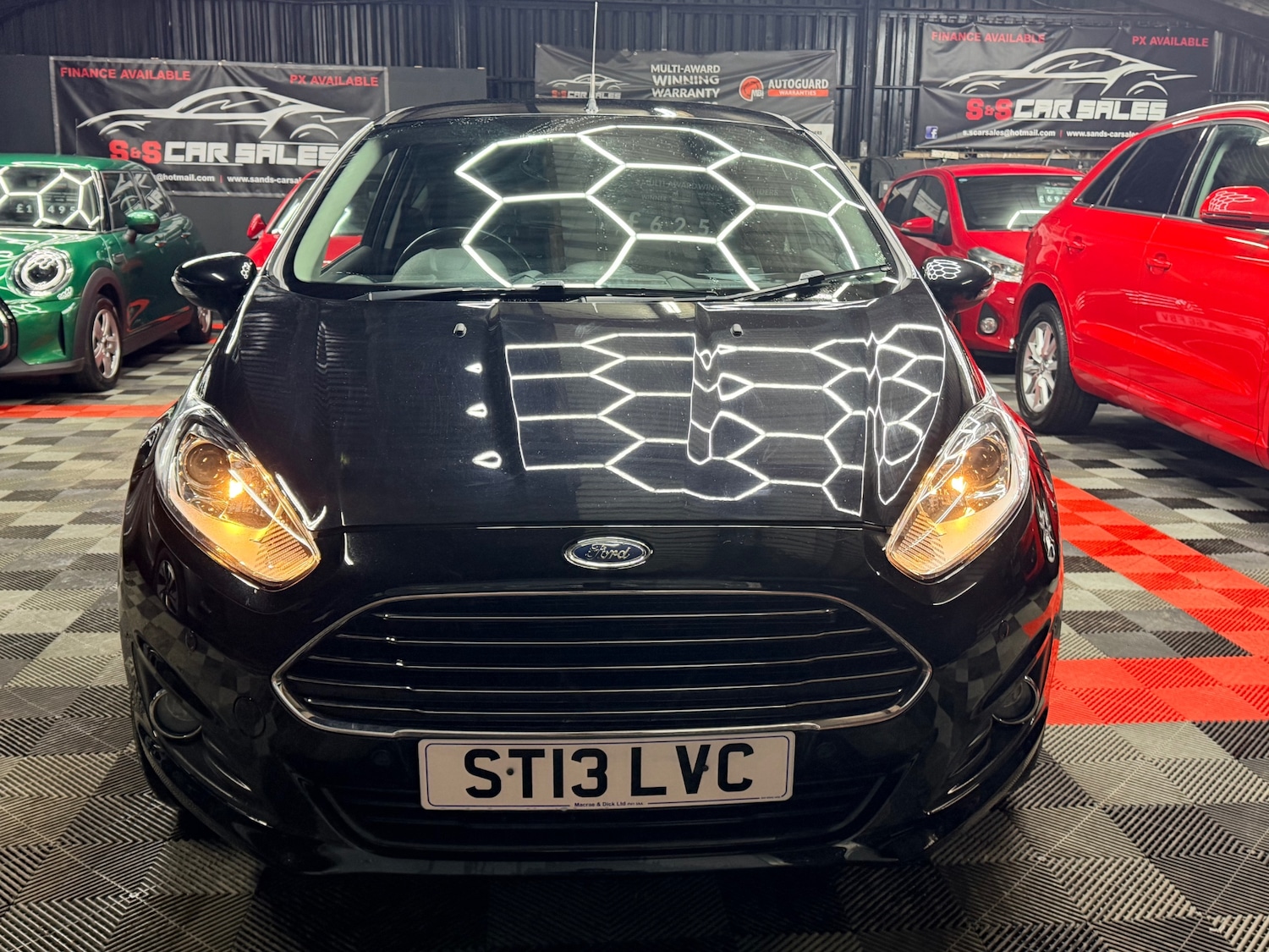 Used Ford Fiesta 2013 for sale - 77329363: Photo 5