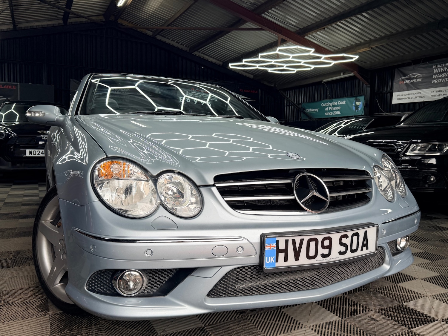 Used Mercedes-Benz CLK 2009 for sale - 77745396: Photo 1