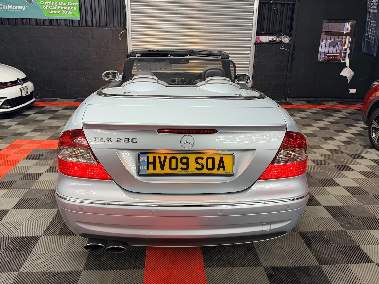 Used Mercedes-Benz CLK 2009 for sale - 77745396: Photo 8