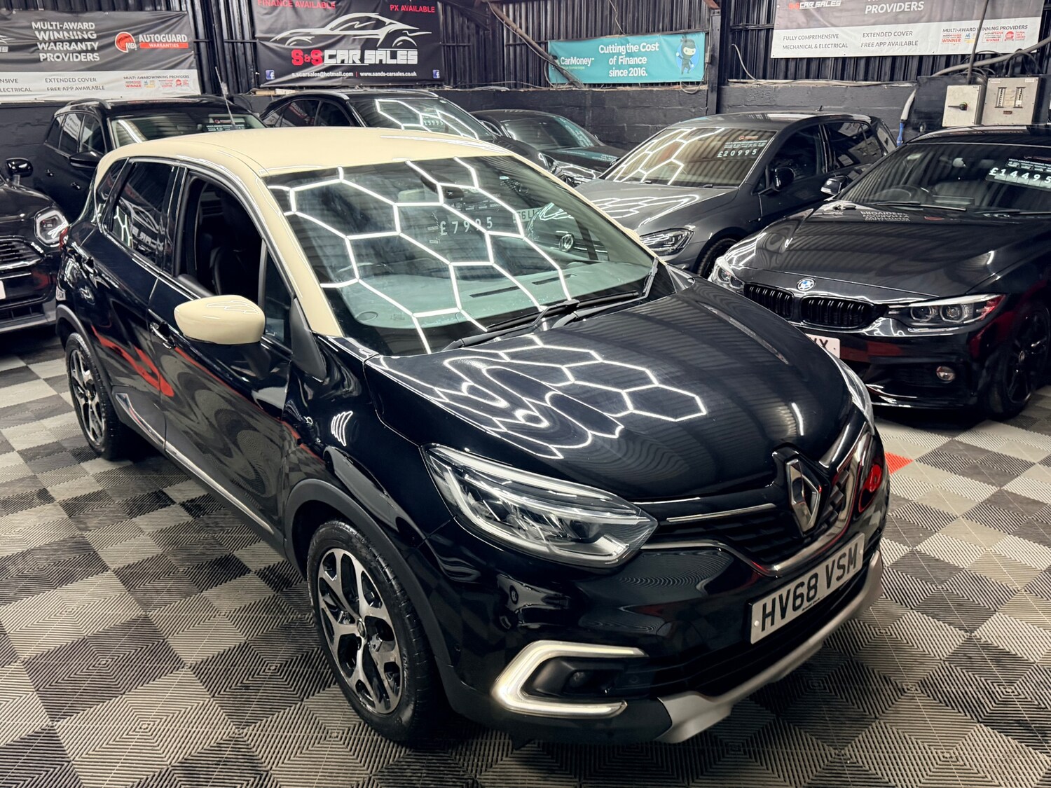 Used Renault Captur 2018 for sale - 77717998: Photo 10