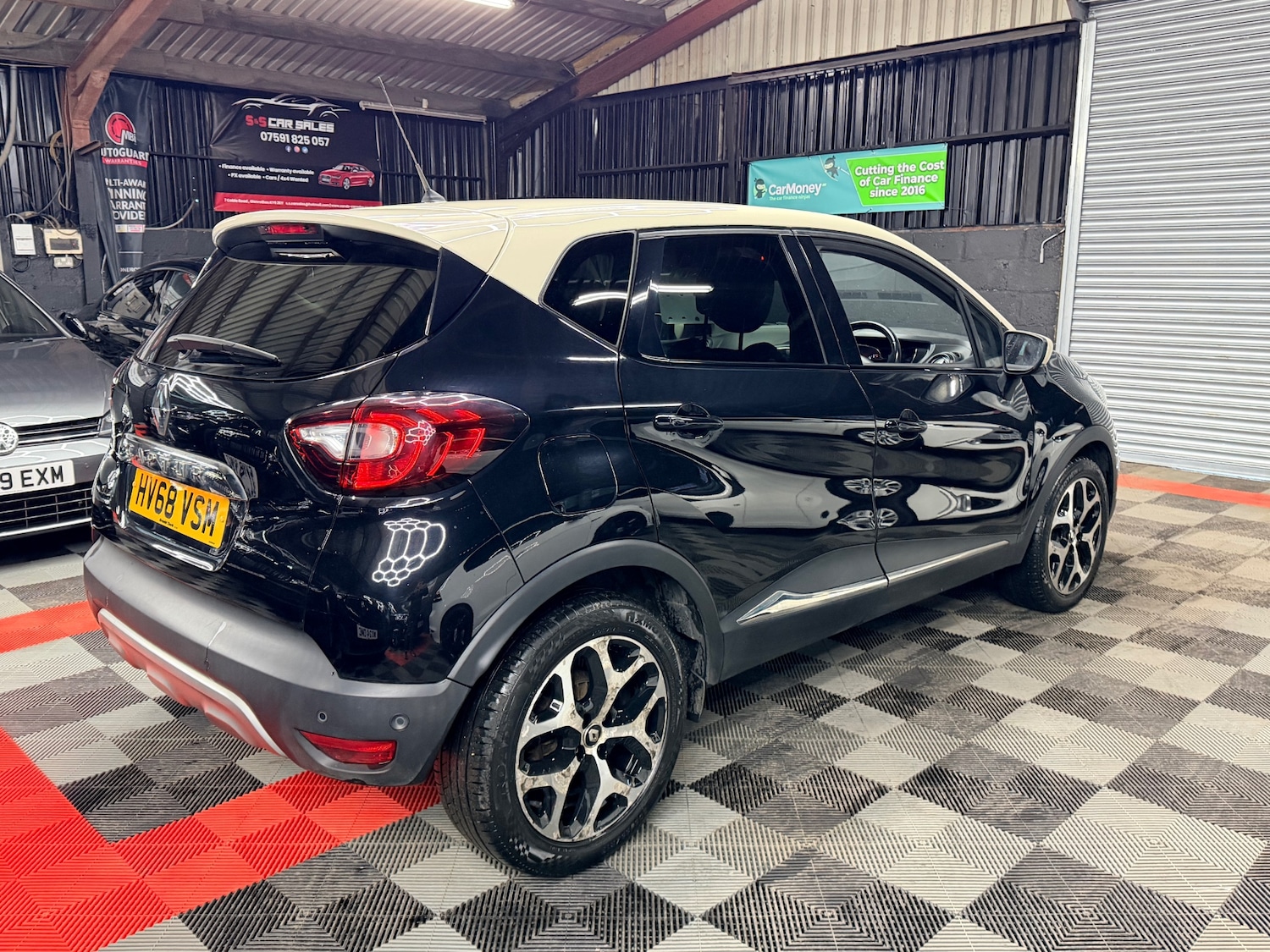 Used Renault Captur 2018 for sale - 77717998: Photo 3