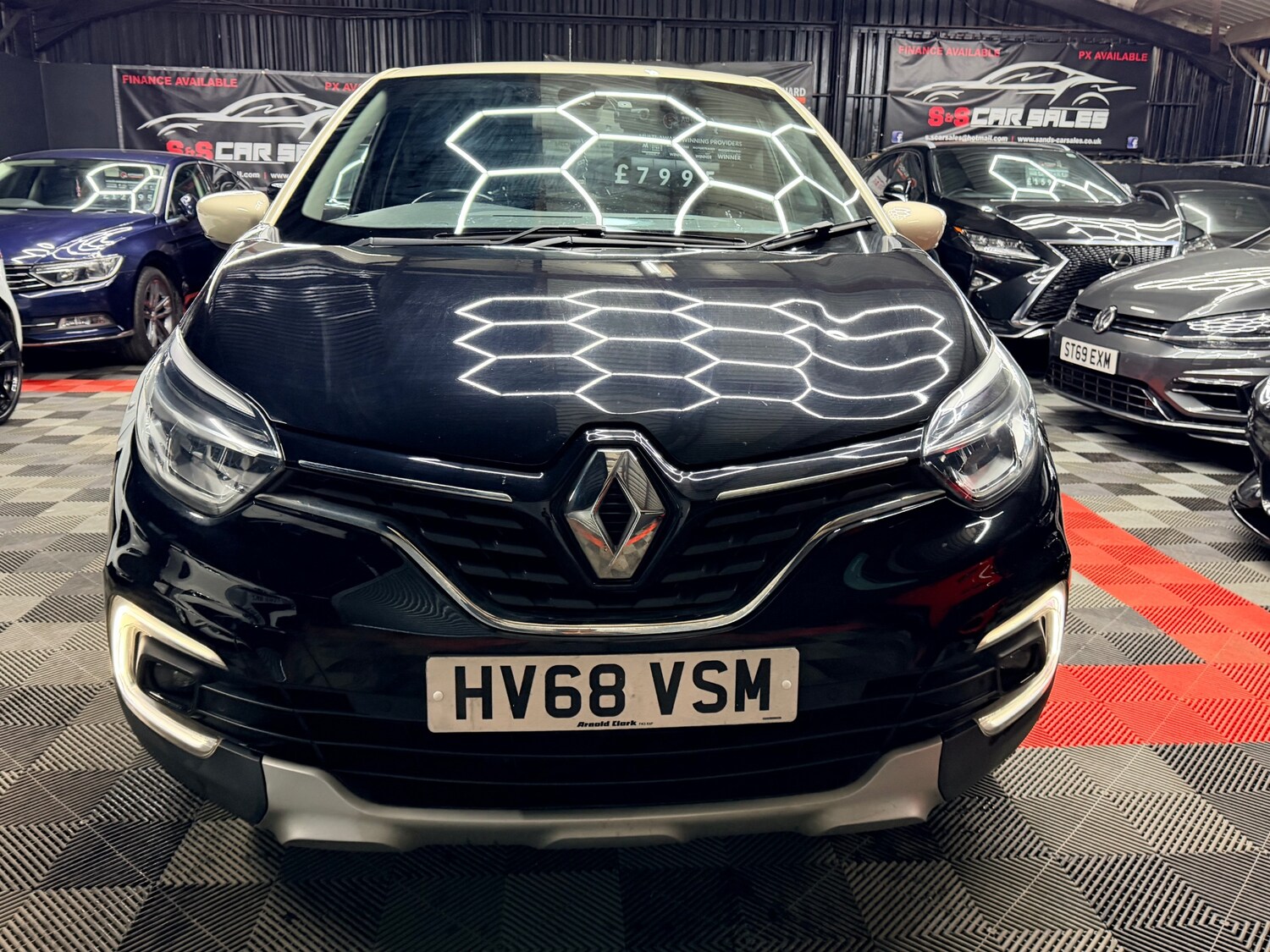 Used Renault Captur 2018 for sale - 77717998: Photo 7