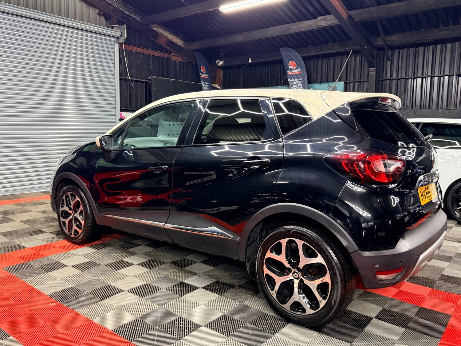 Used Renault Captur 2018 for sale - 77717998: Photo 8