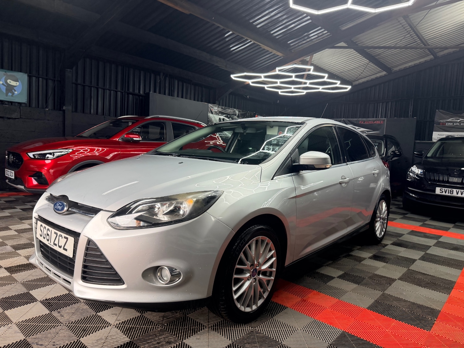 Used Ford Focus 2011 for sale - 77750387: Photo 4