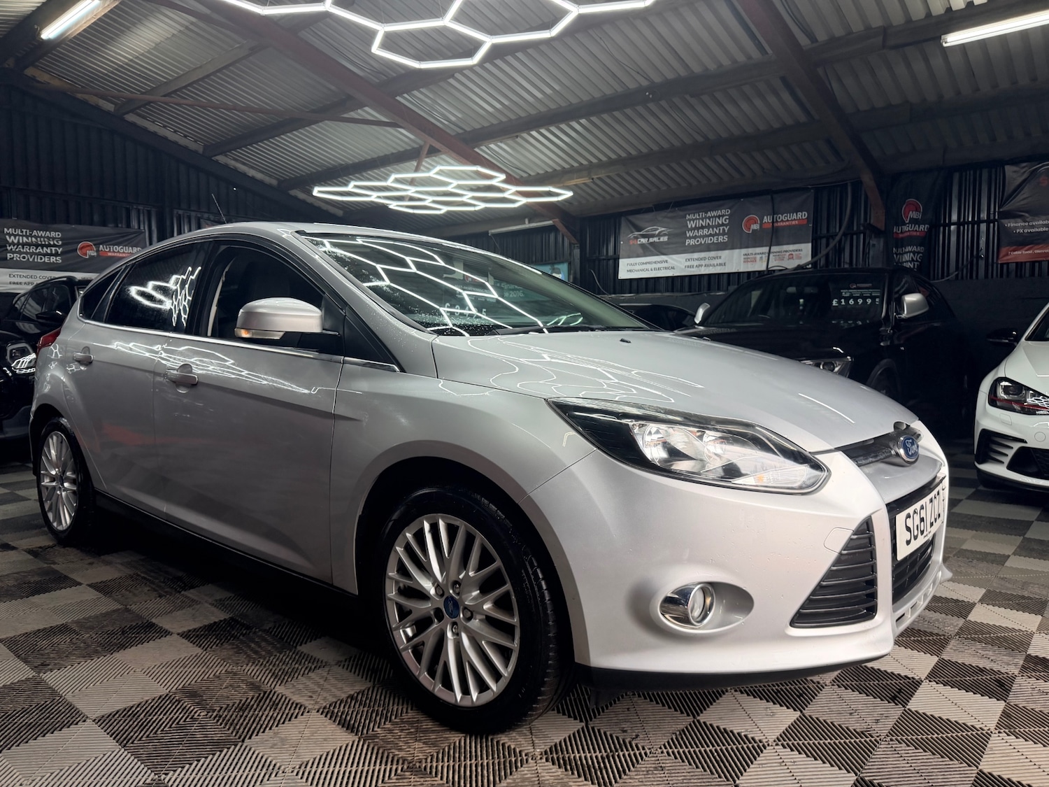 Used Ford Focus 2011 for sale - 77750387: Photo 5