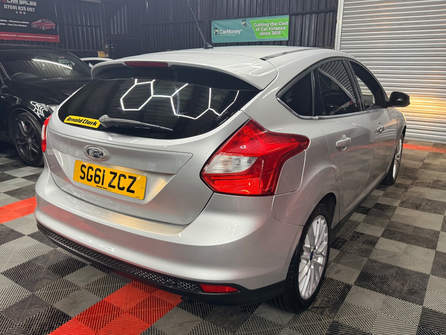 Used Ford Focus 2011 for sale - 77750387: Photo 9