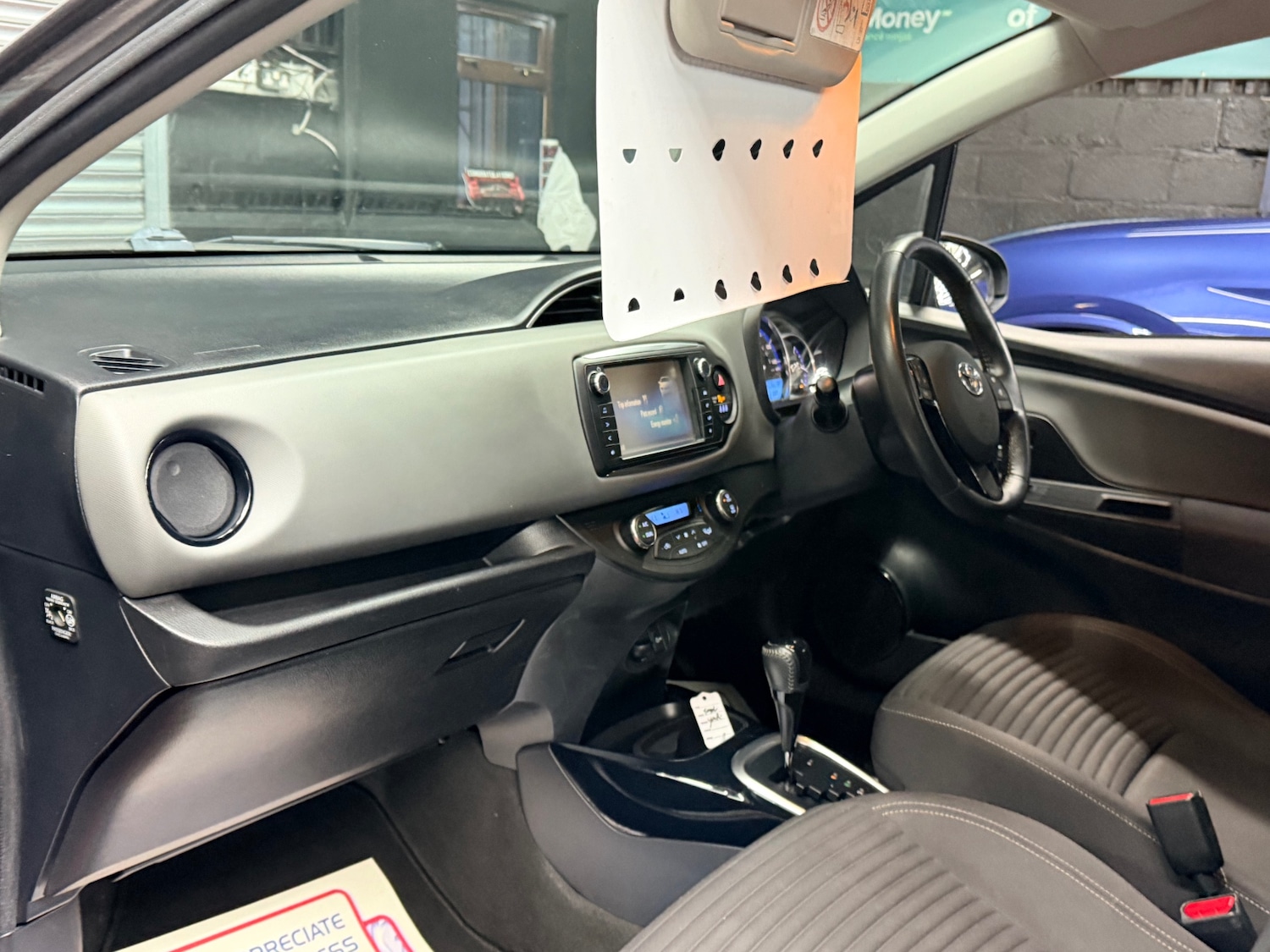 Used Toyota Yaris 2016 for sale - 76958894: Photo 20