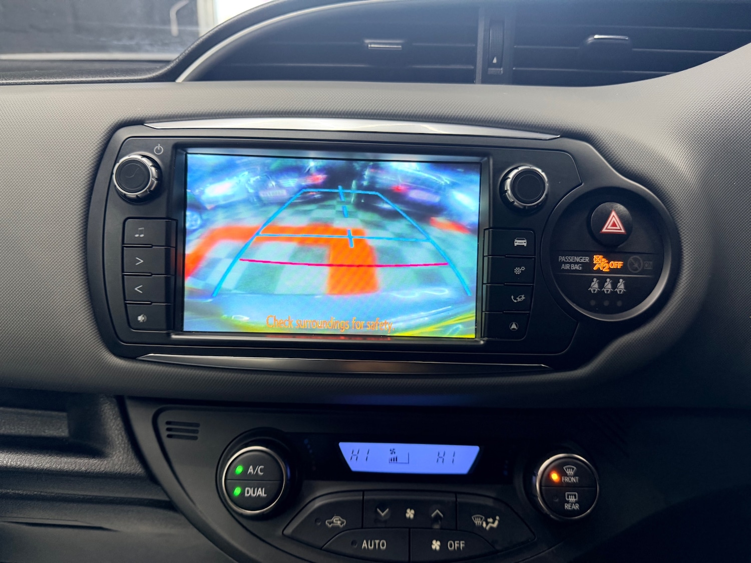 Used Toyota Yaris 2016 for sale - 76958894: Photo 25