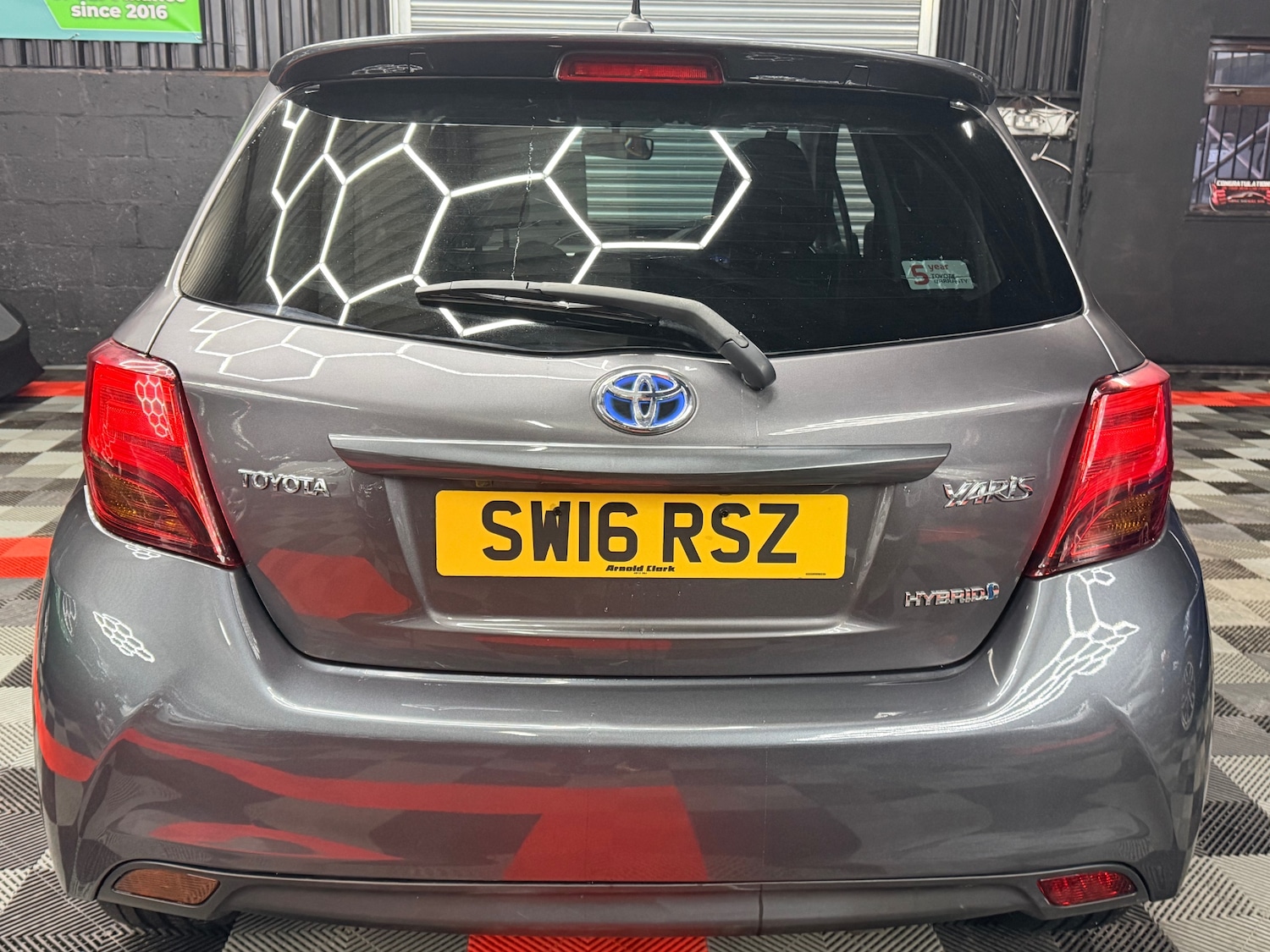 Used Toyota Yaris 2016 for sale - 76958894: Photo 3