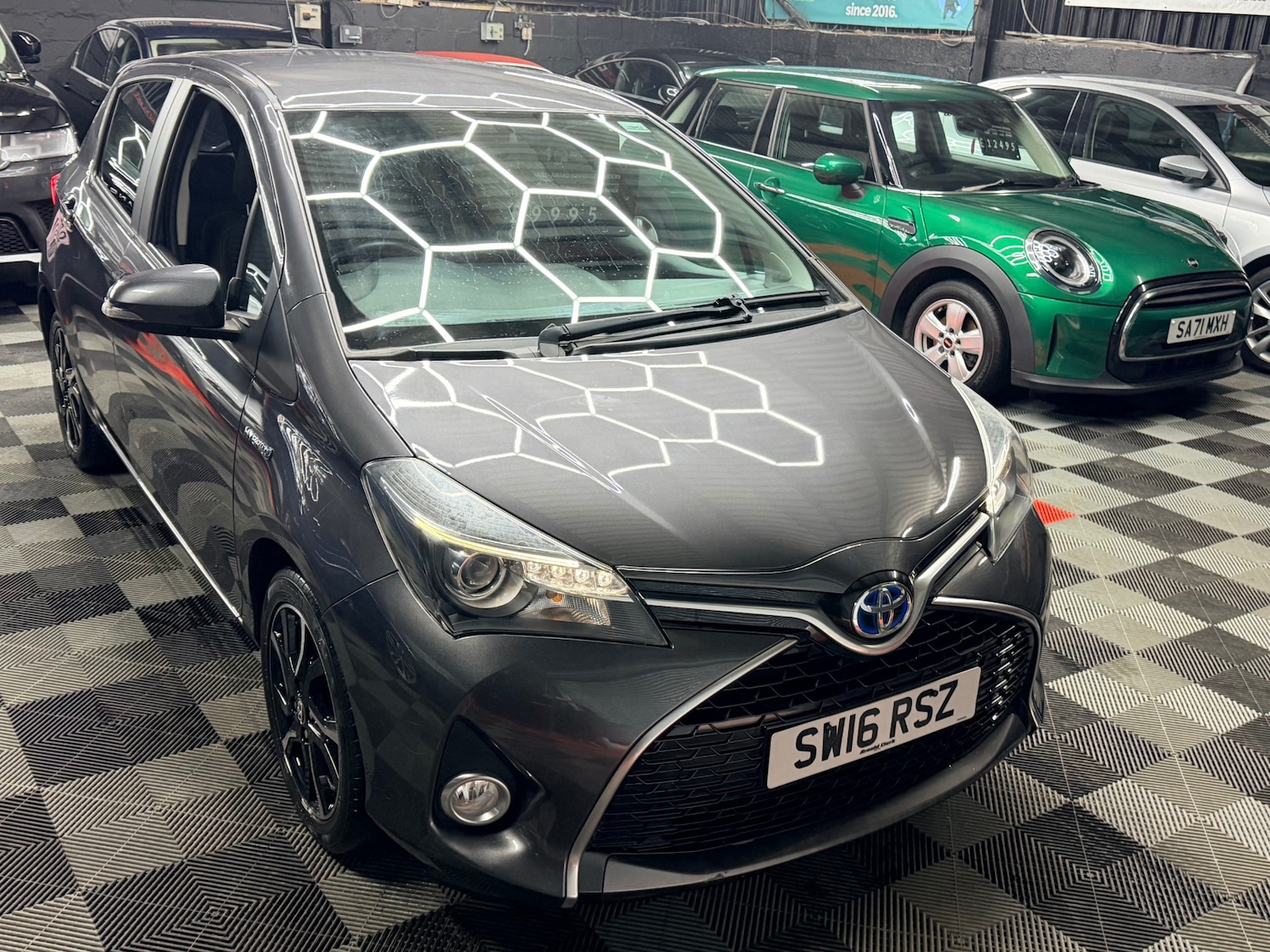 Used Toyota Yaris 2016 for sale - 76958894: Photo 8