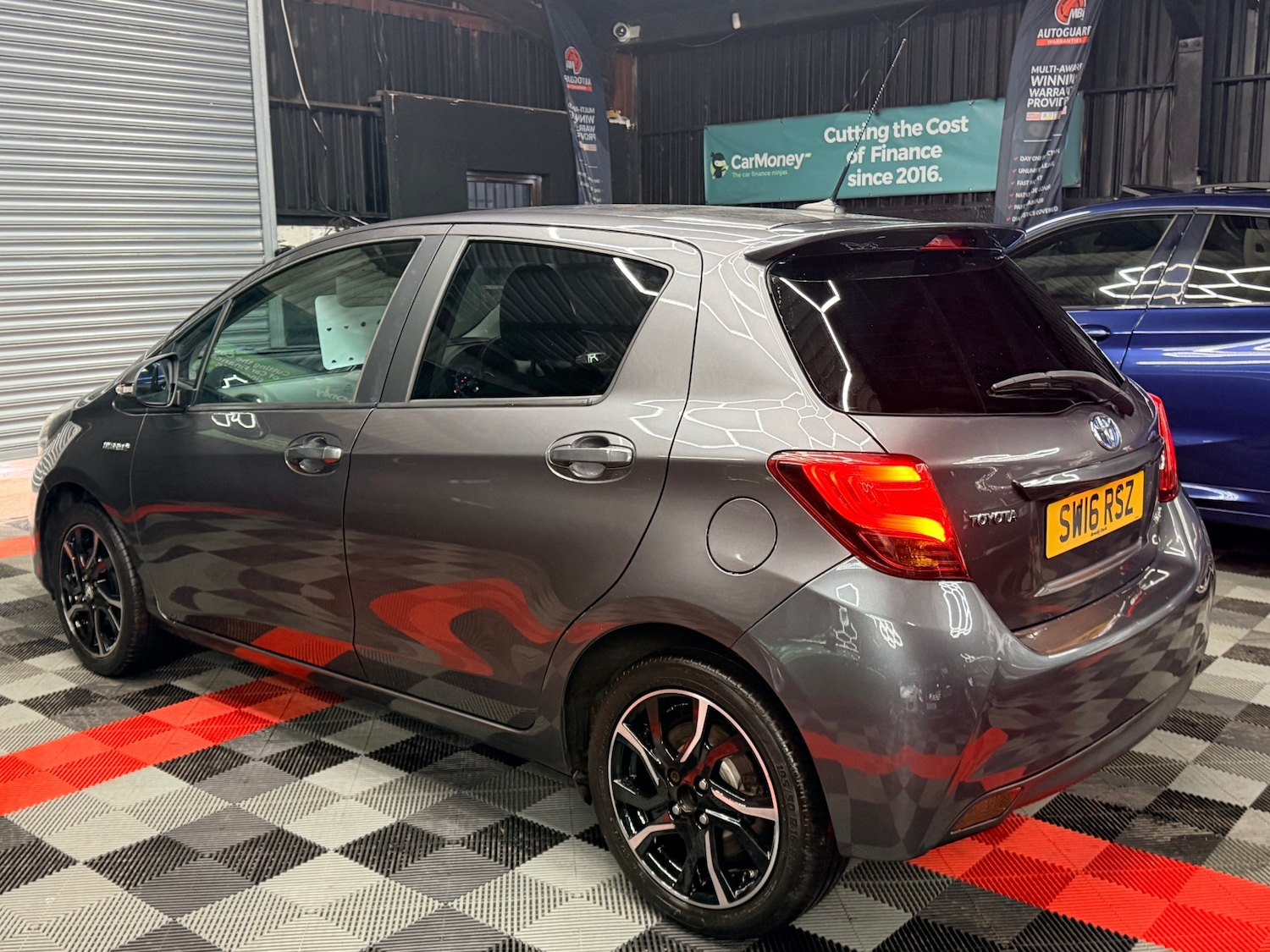 Used Toyota Yaris 2016 for sale - 76958894: Photo 9